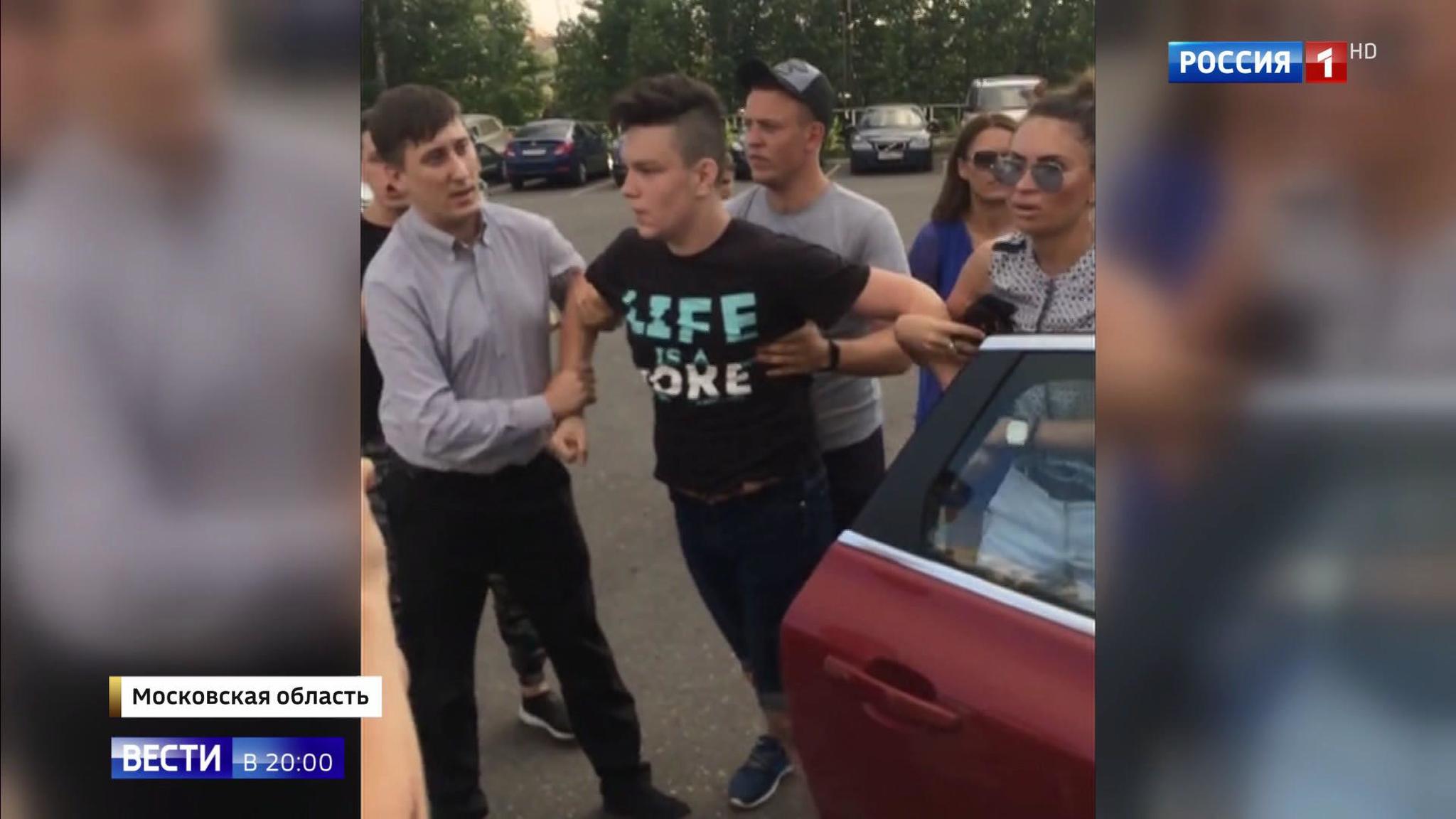 Десять лет мира с 08.08.08: в Абхазии и Осетии прошли минуты молчания, в Грузии - военные учения