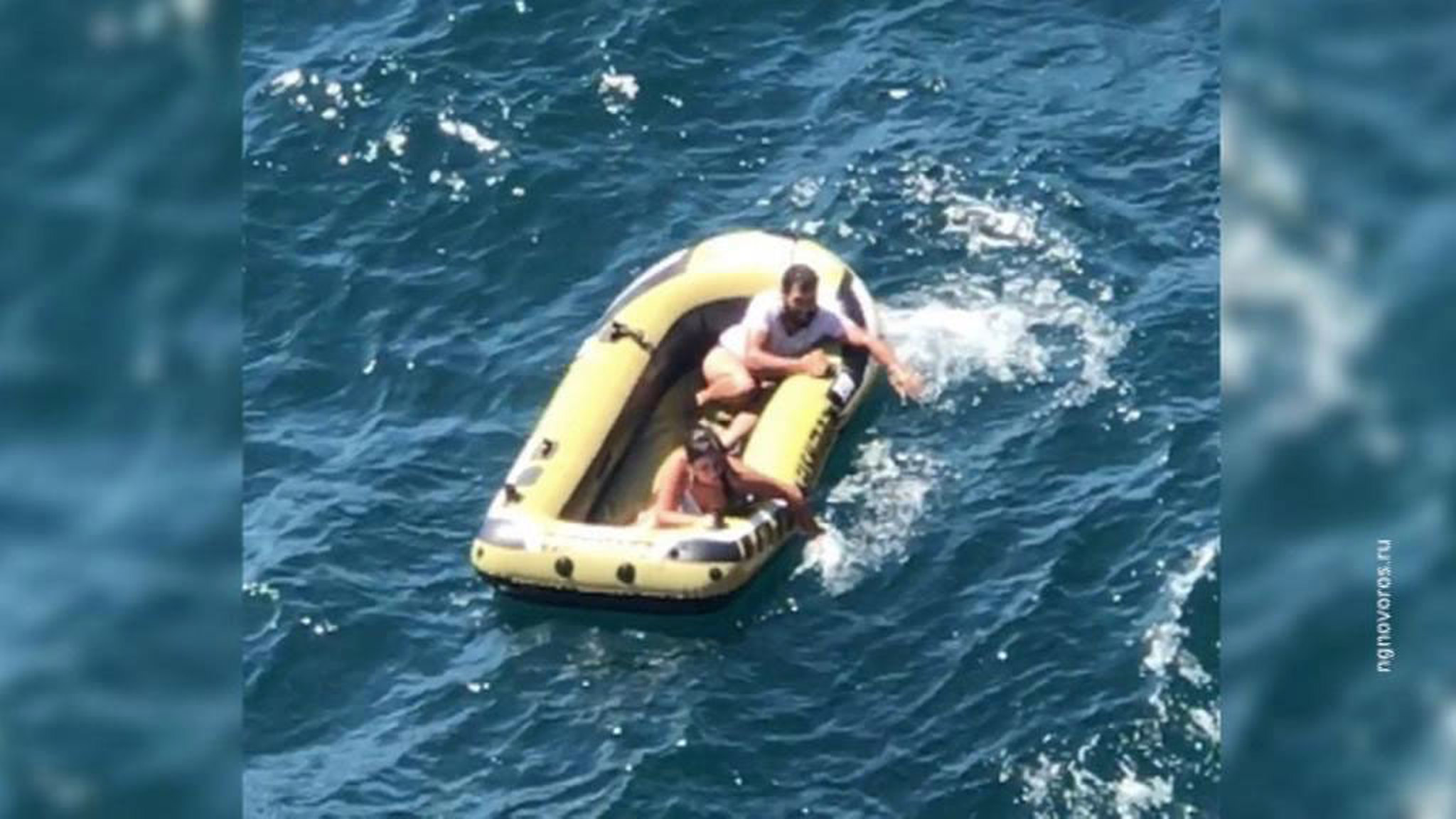 Дрейфовавшую в Черном море на лодке пару спас Христос