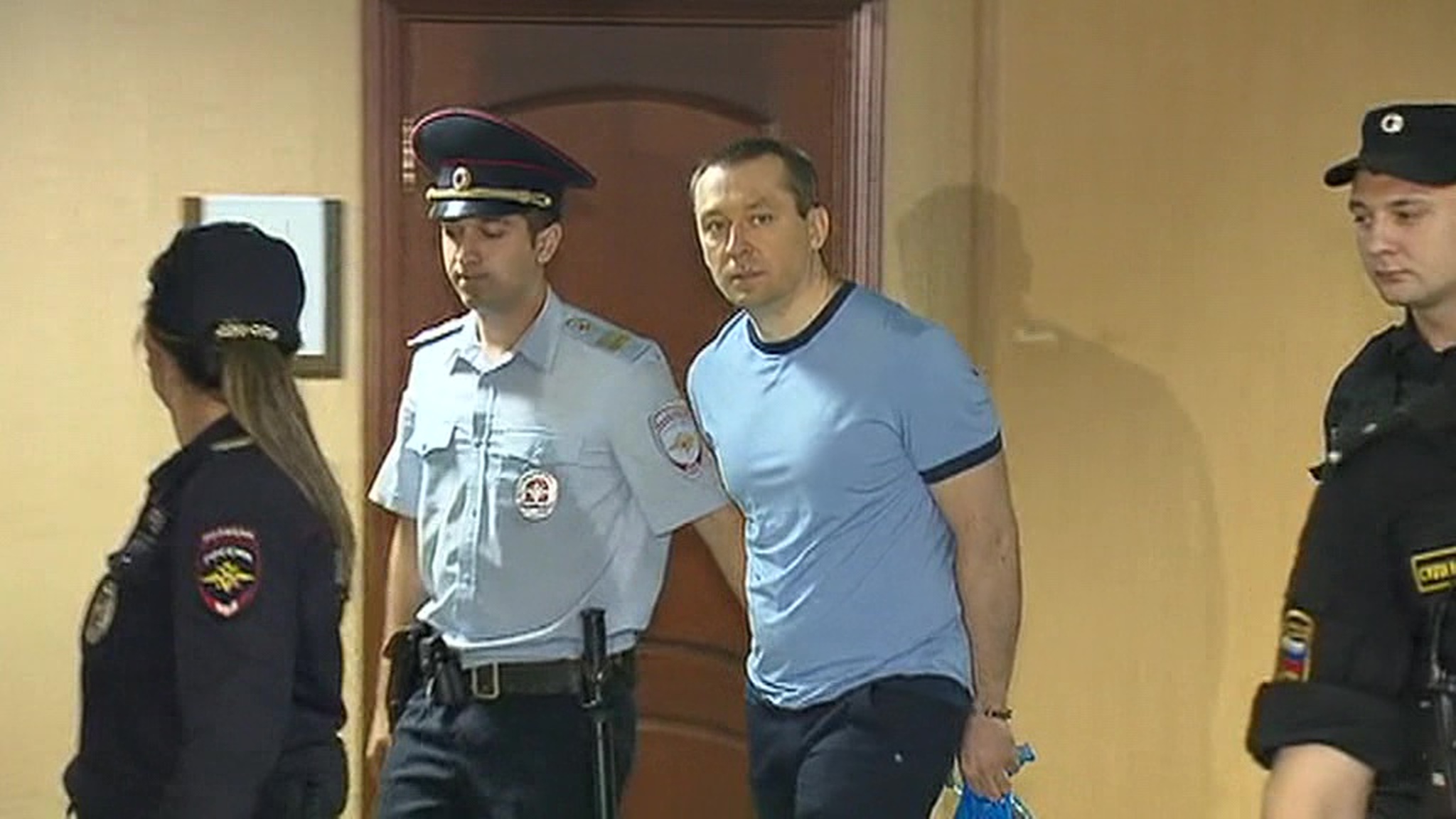 У полковника Захарченко нашли еще полмиллиарда