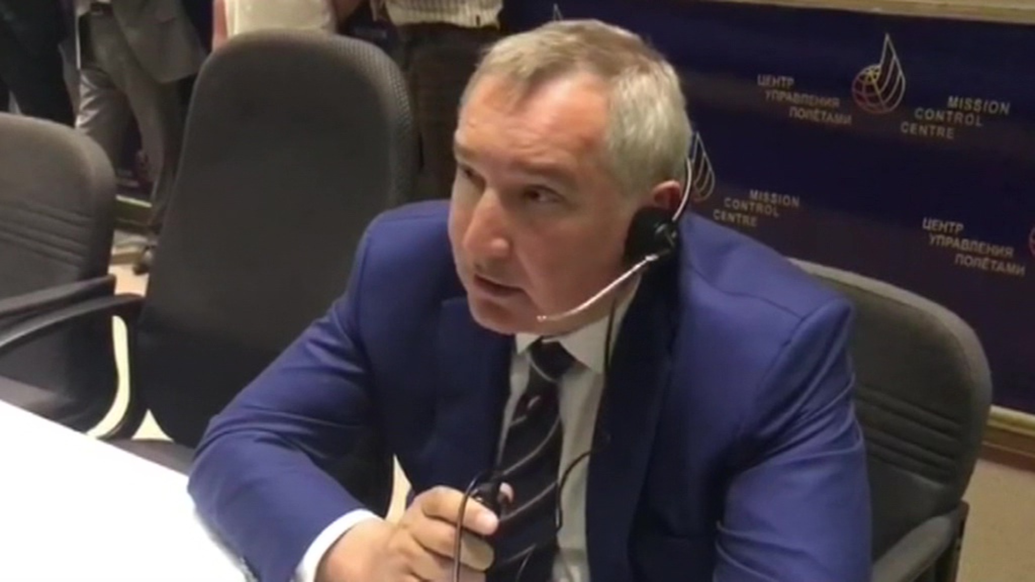 Глава Роскосмоса лично наблюдает за ремонтом МКС из Центра управления полетами