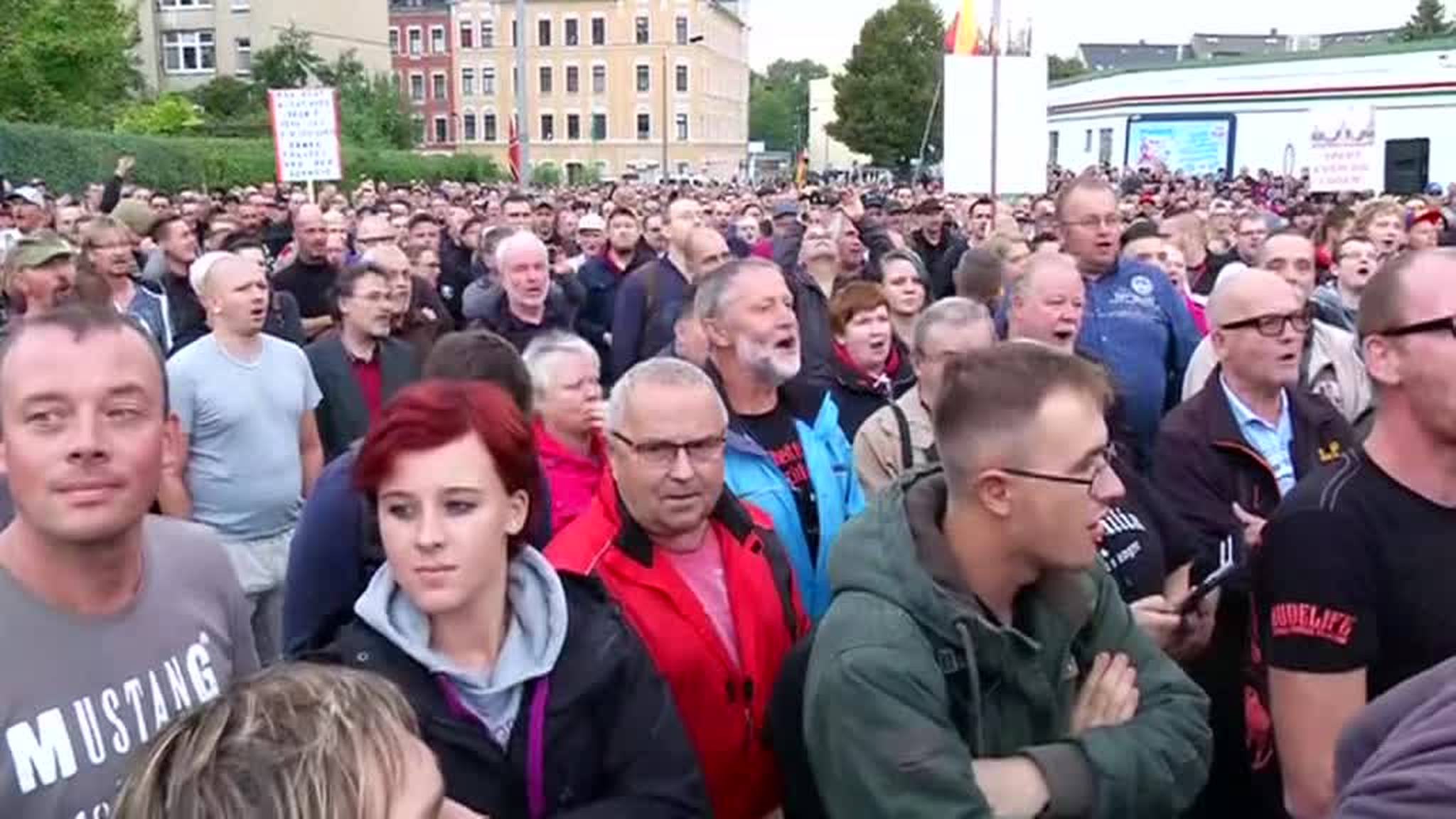 Терпение иссякает: немцы бунтуют против мигрантов