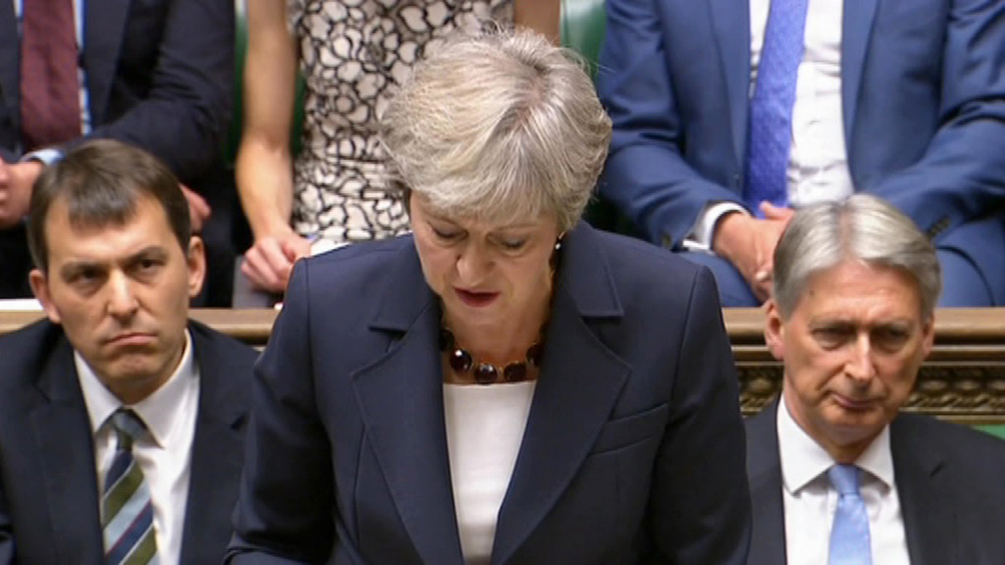 Распад правительства Мэй: из-за Brexit в отставку подали уже три министра