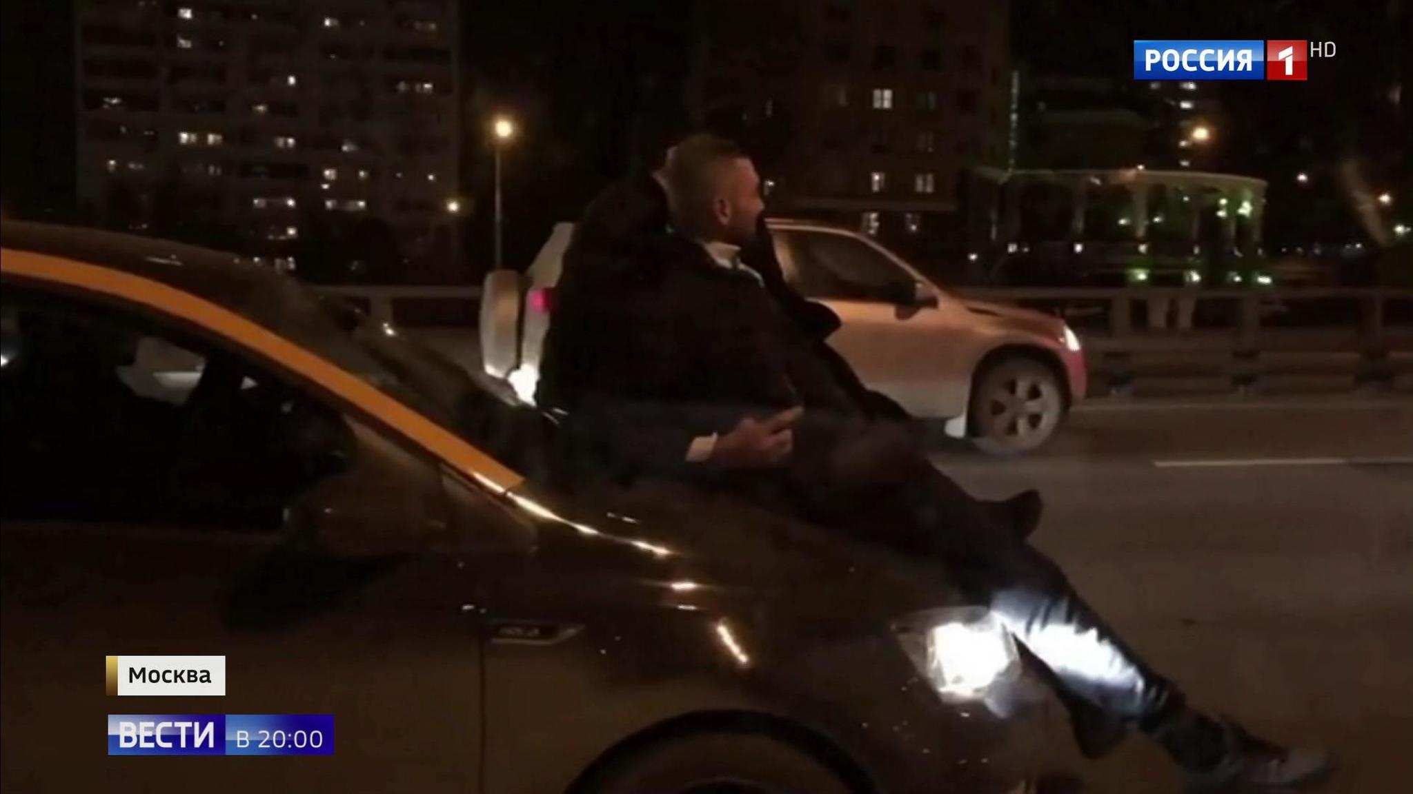 Большое совещание президента с правительством: что будет с бензином, лекарствами и мусором