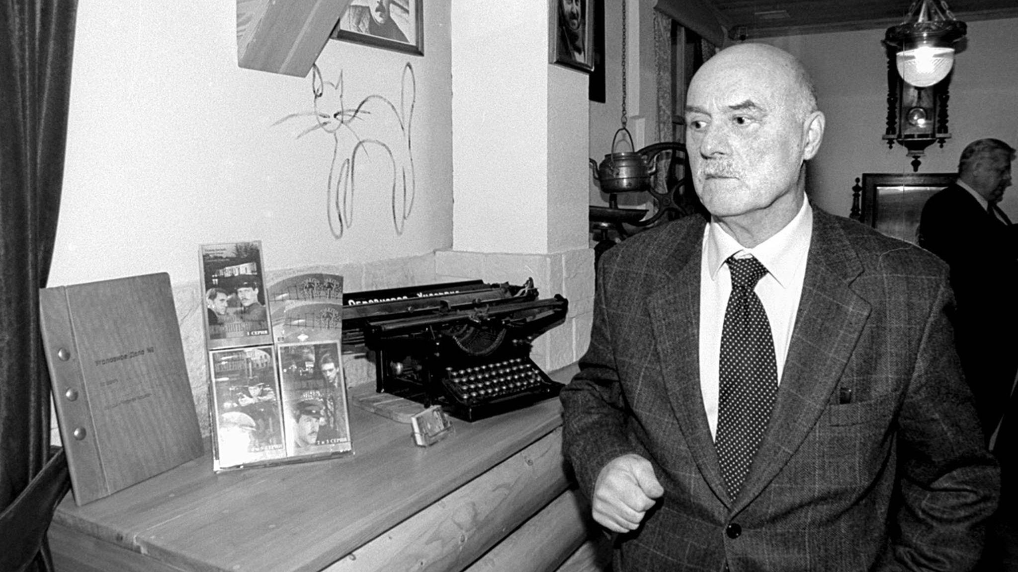 Режиссер, художник, политик: в столице открылась выставка, посвященная Говорухину