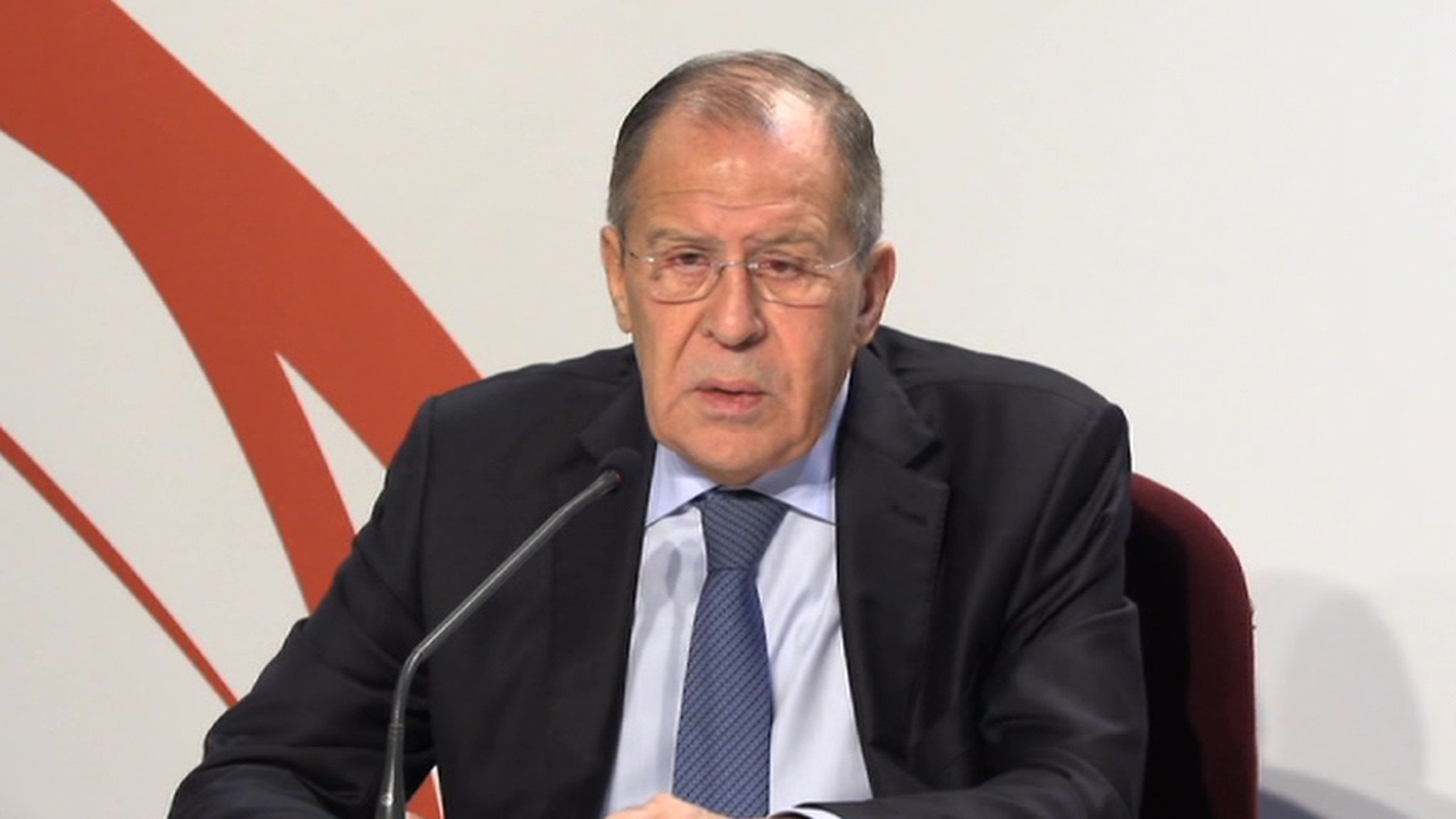 Лавров: судьбу украинских моряков, нарушивших границы РФ, может решить только суд