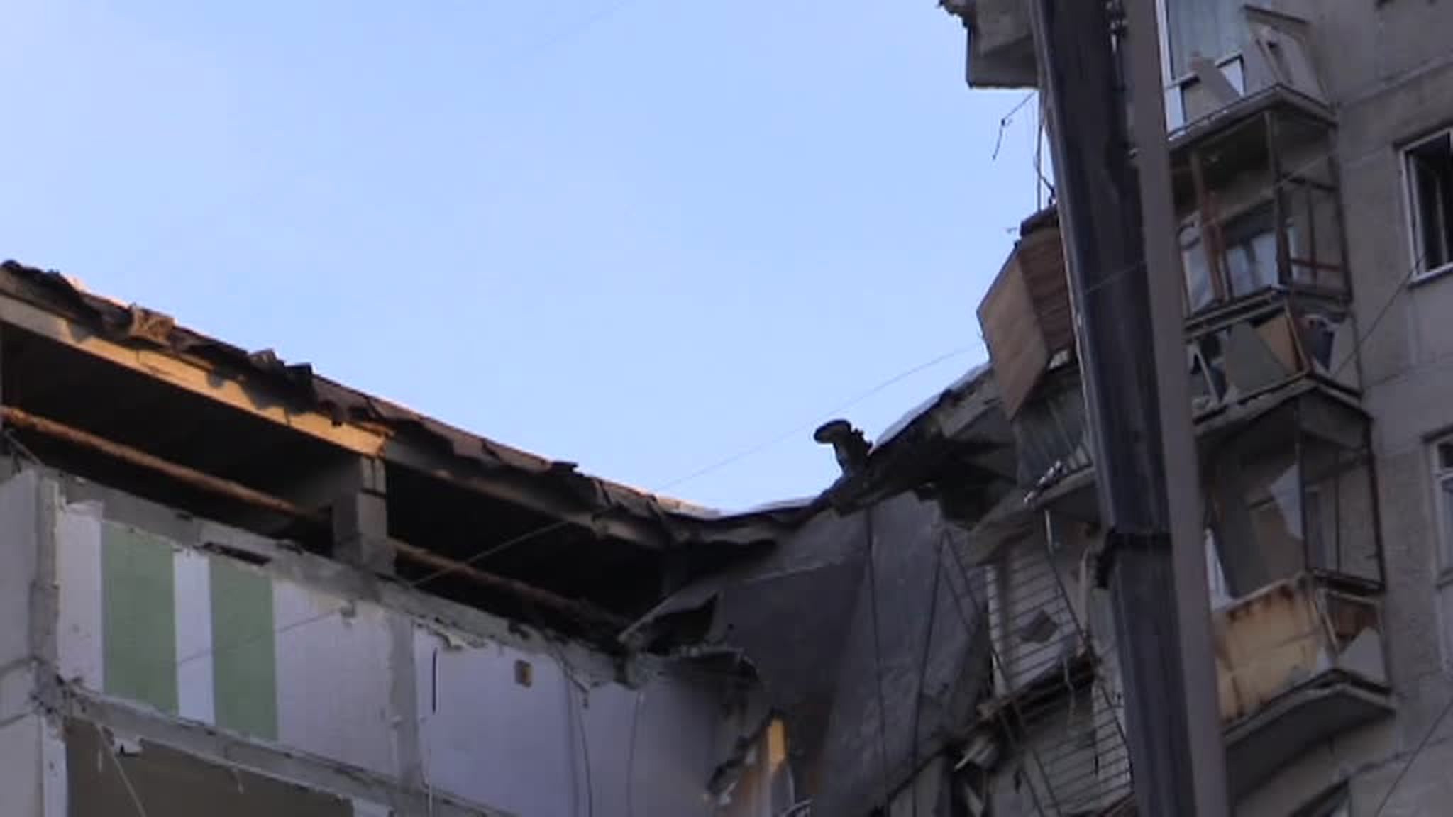 Число погибших под завалами дома в Магнитогорске возросло до девяти