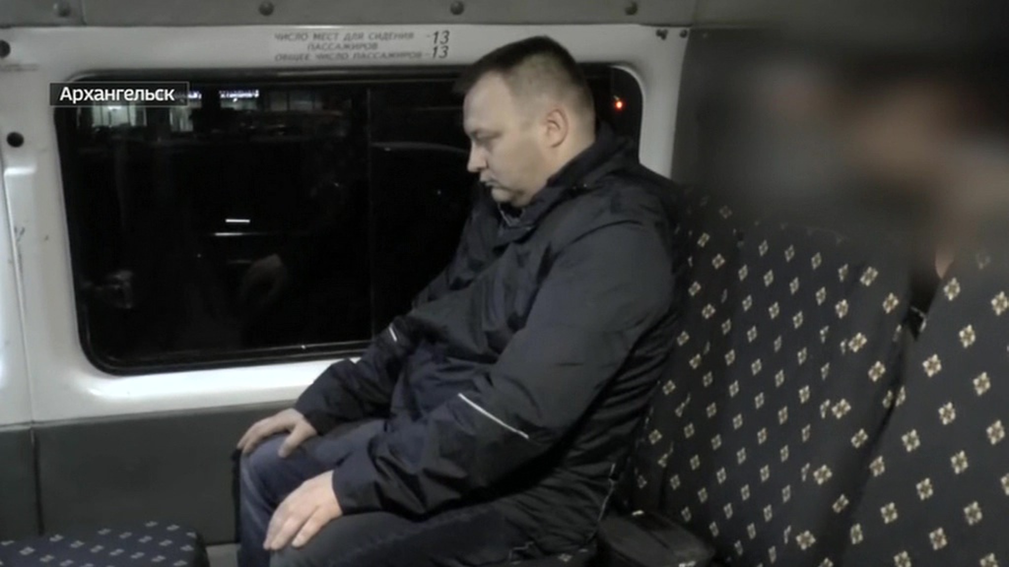 В Архангельске полицейский прикрывал сутенеров