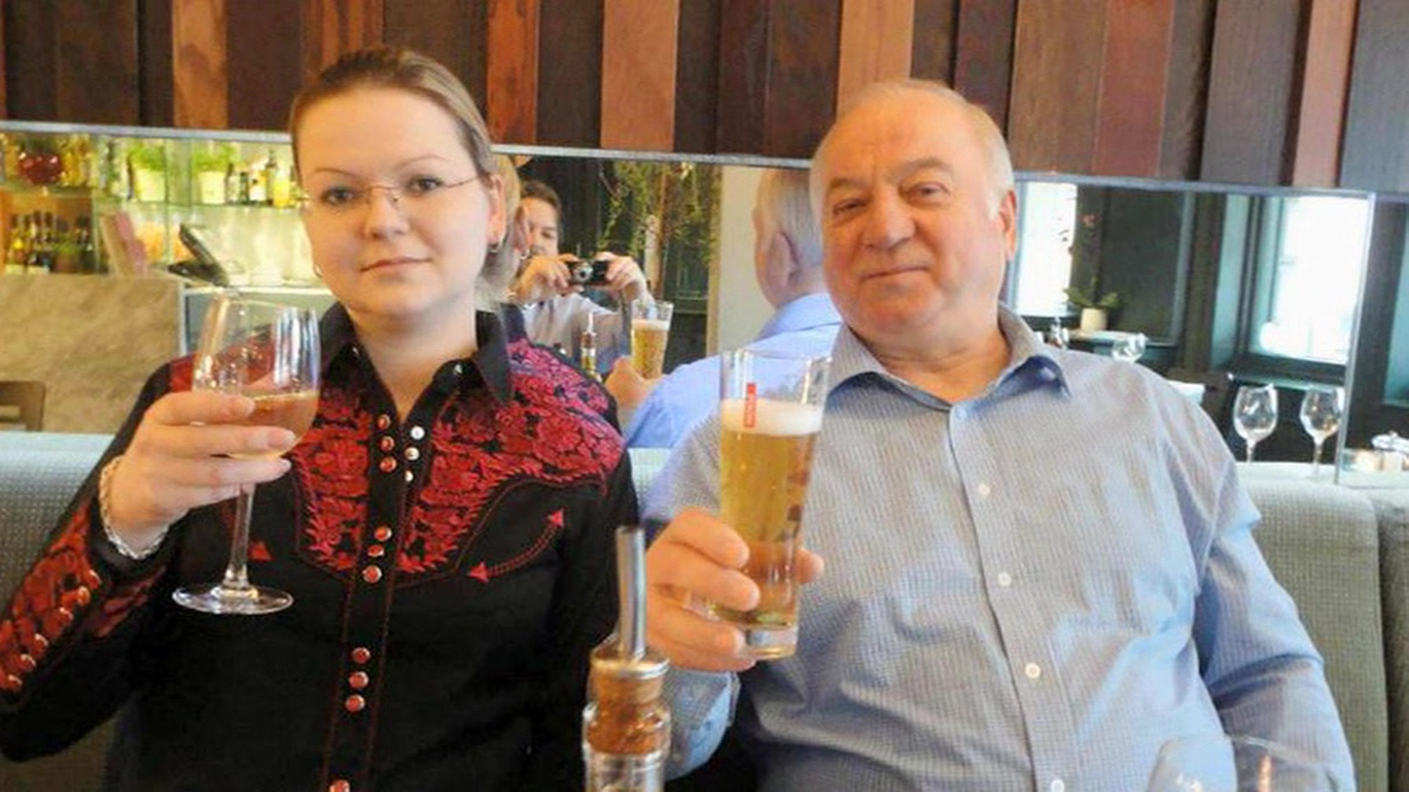 Мать Скрипаля просит признать его пропавшим без вести