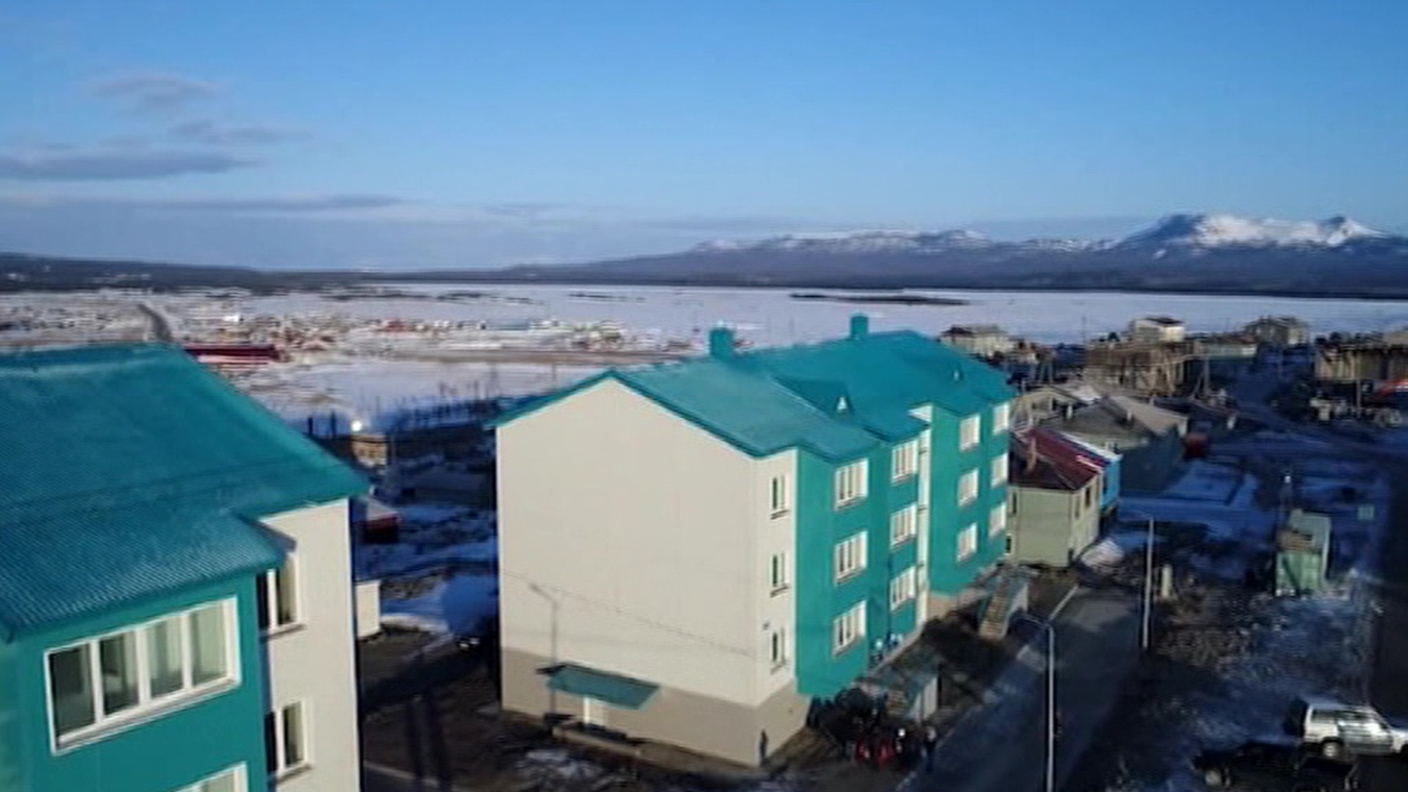 В Южно-Курильске 30 семей из ветхих домов справили новоселье