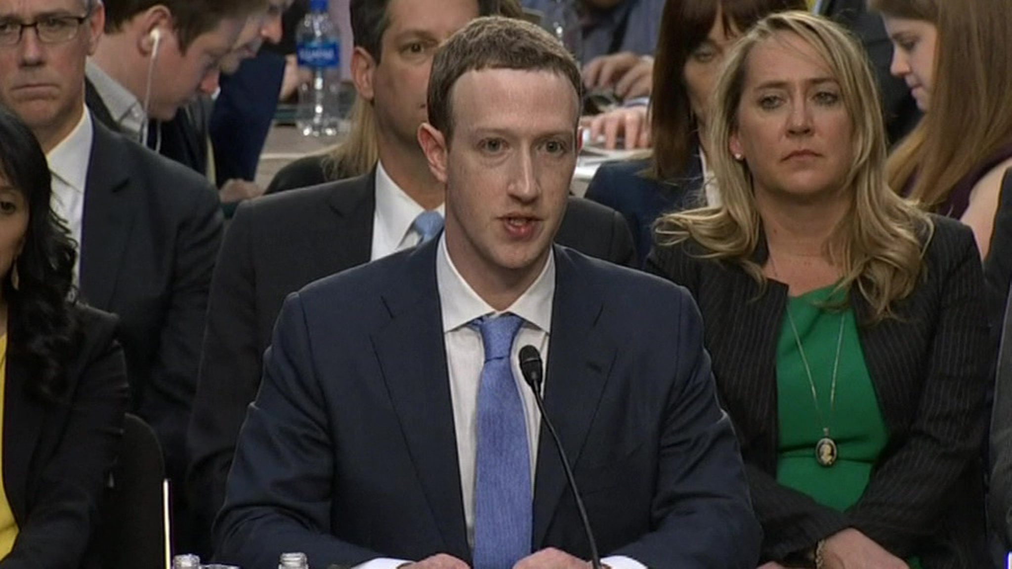 Facebook признал еще одну крупную прореху в безопасности пользователей