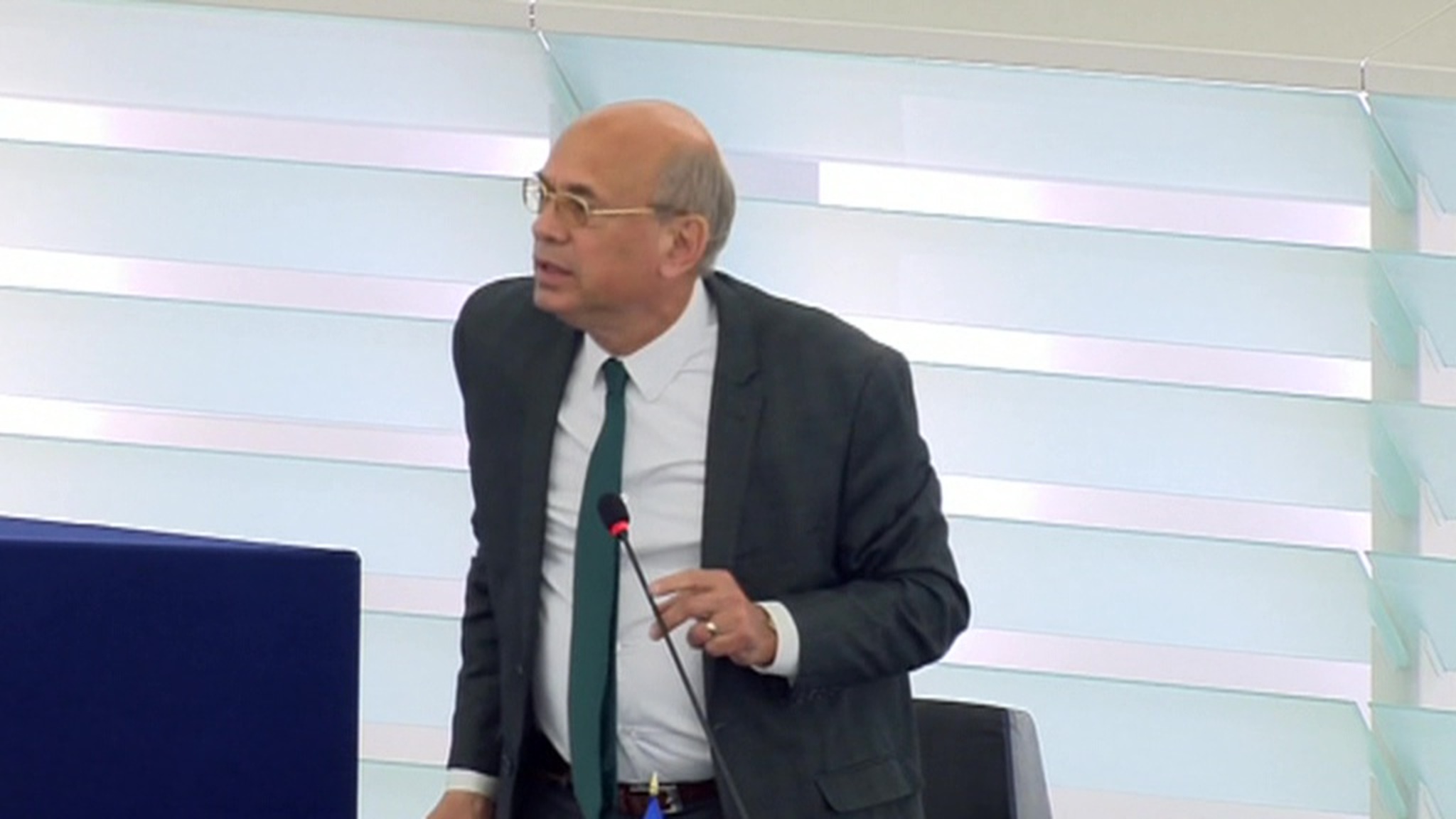 Депутат Европарламента назвал позицию ЕС по Крыму политикой двойных стандартов