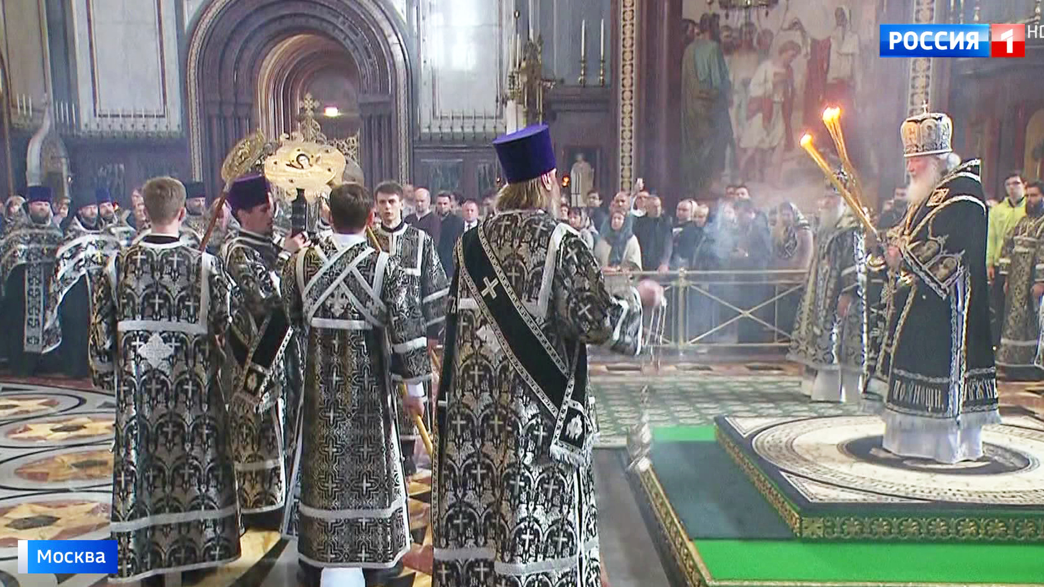 Православные отмечают Страстную пятницу
