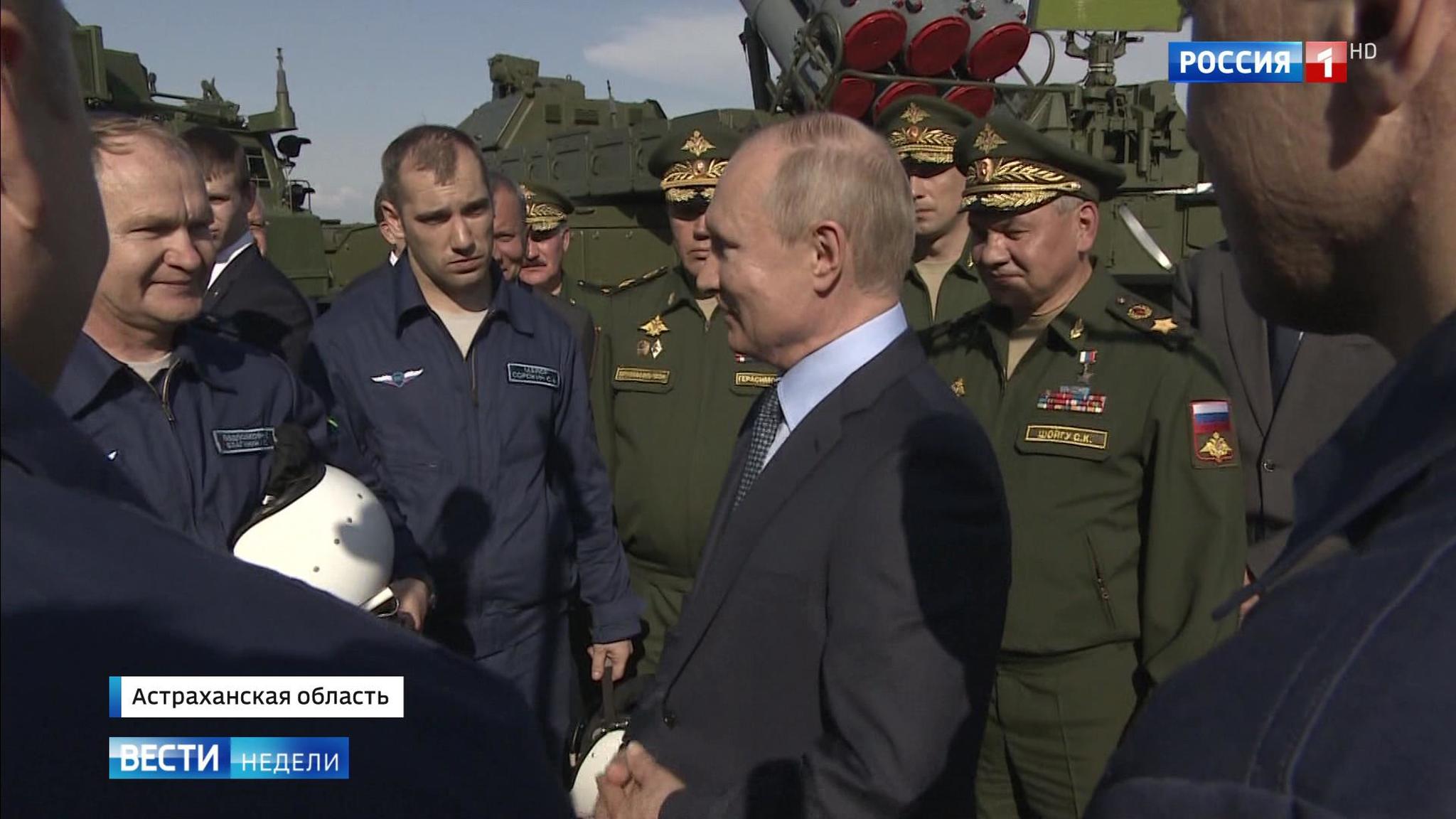 Путин поставил задачу оружейникам