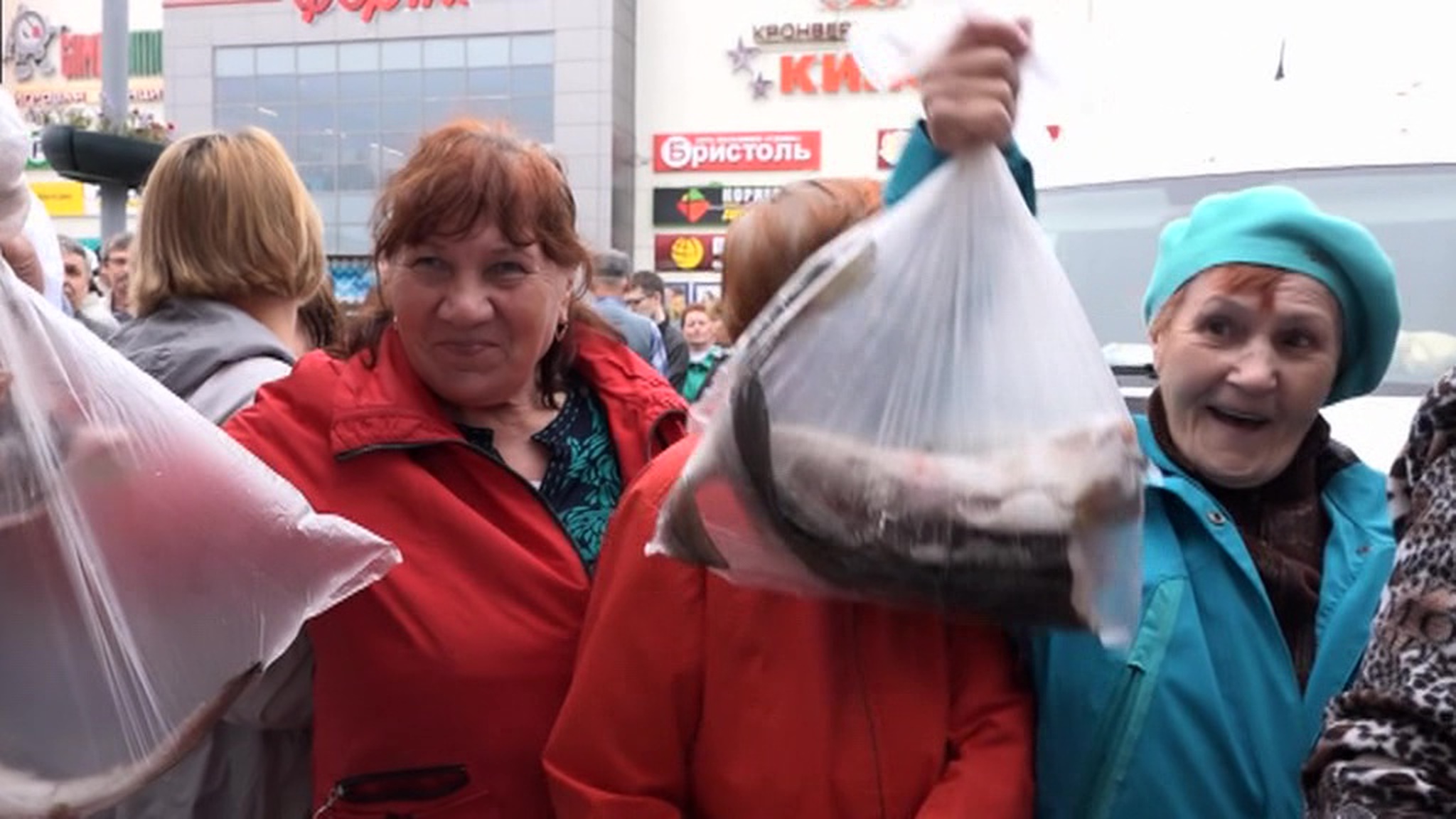"Наша рыба": на мурманском рынке рыбу продают без наценок