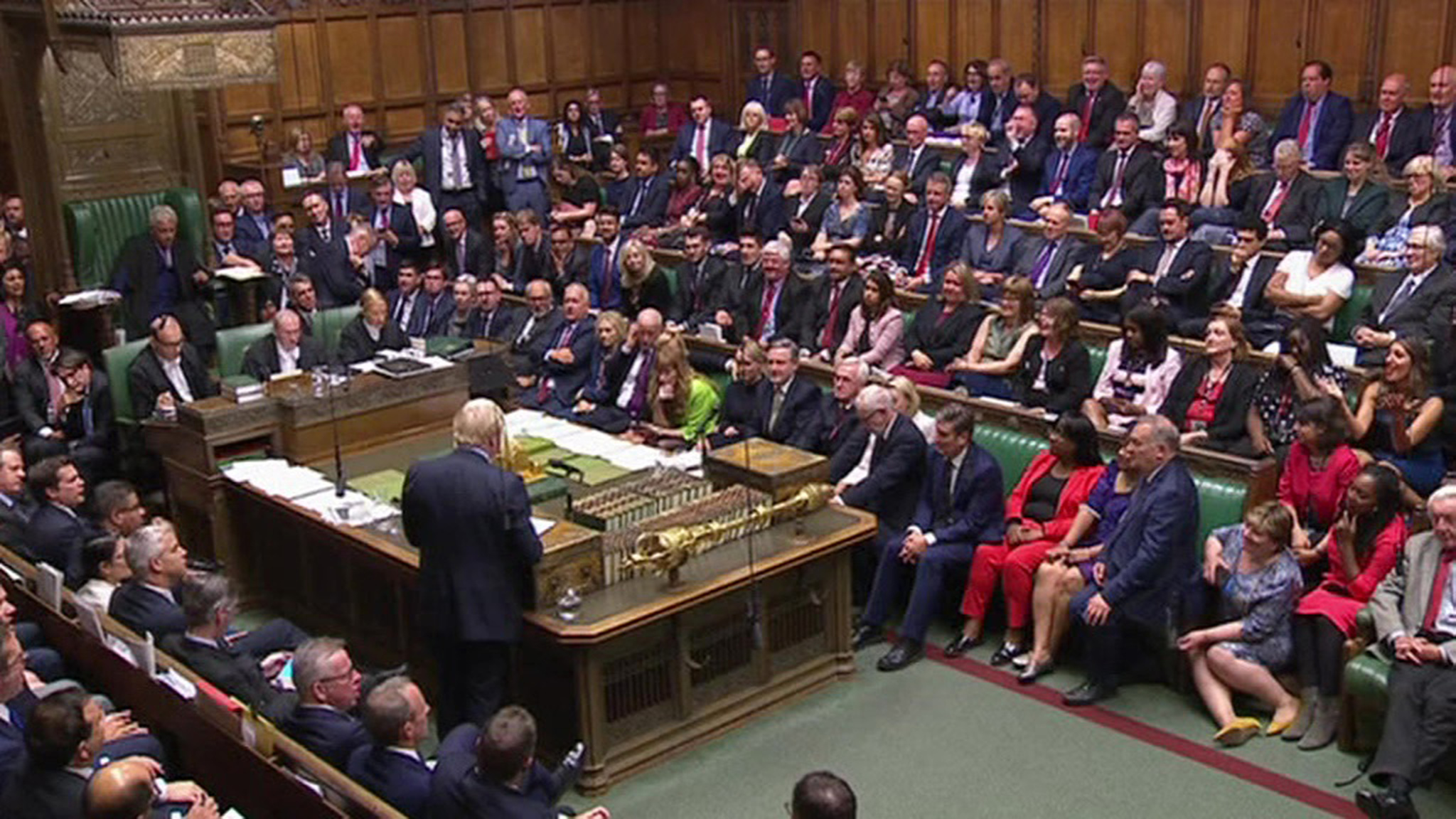 Джонсон пригрозил парламенту досрочными выборами из-за Brexit