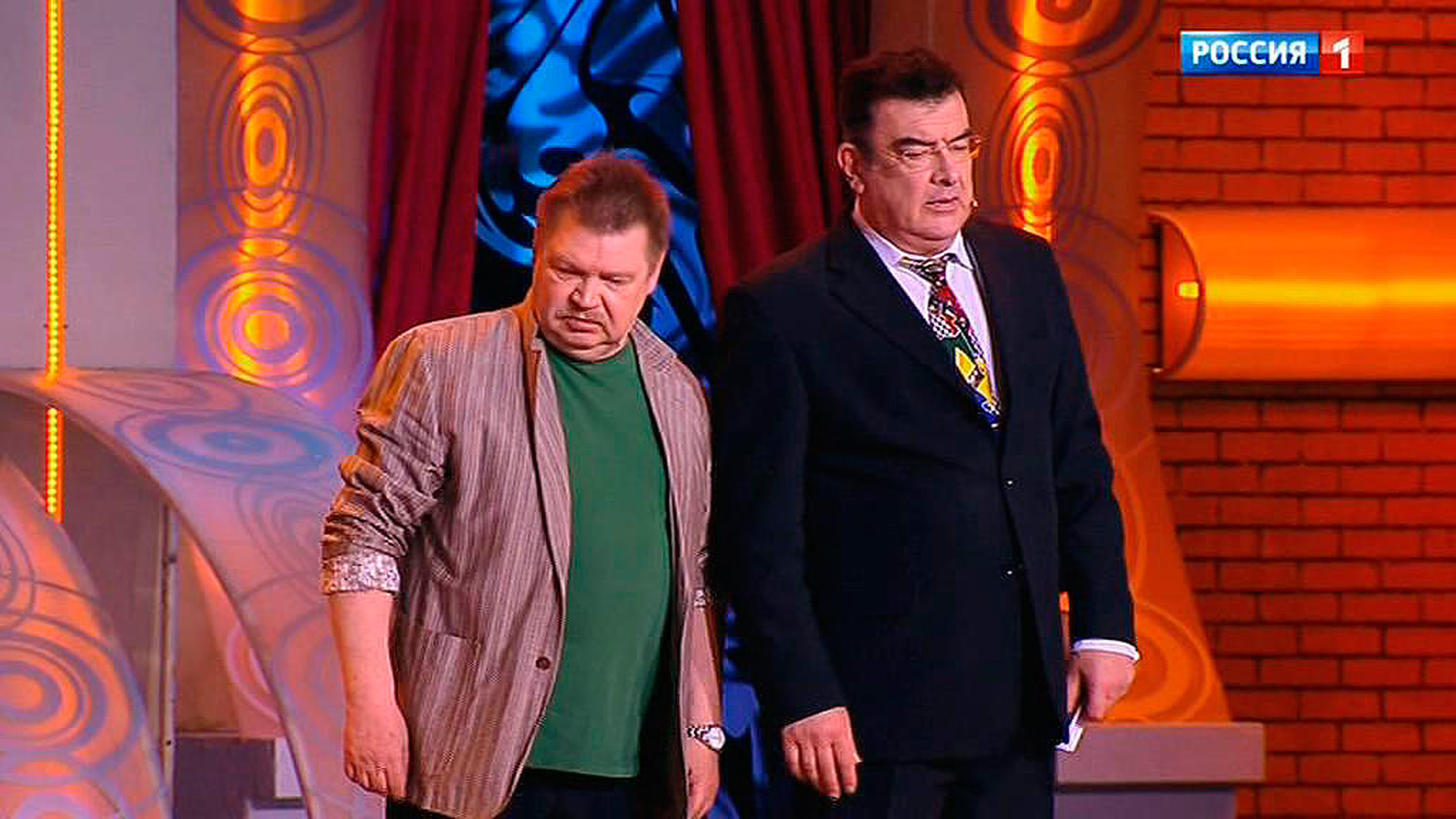 Эфир от 07.09.2019 Артисты "Петросян-шоу" сценка "Гипноз"