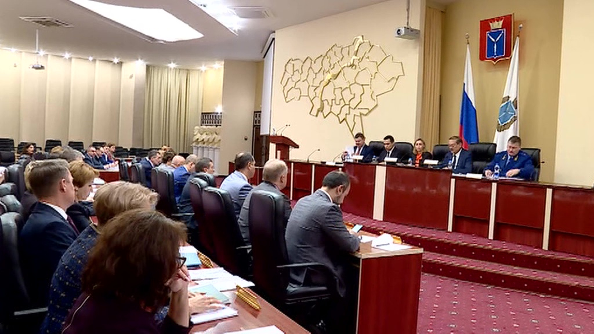 Госдума приняла в первом чтении законопроект о взаимозаменяемости лекарств