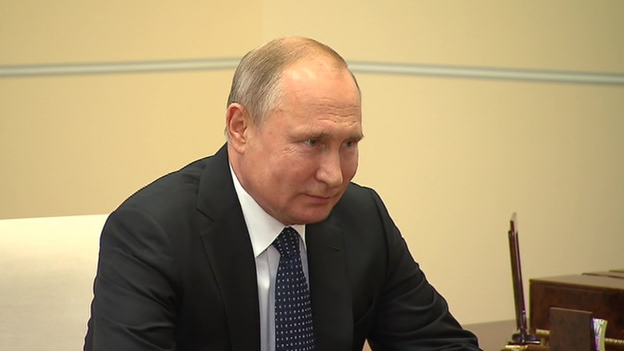 Президент поздравил руководителя Федеральной таможенной службы с профессиональным праздником