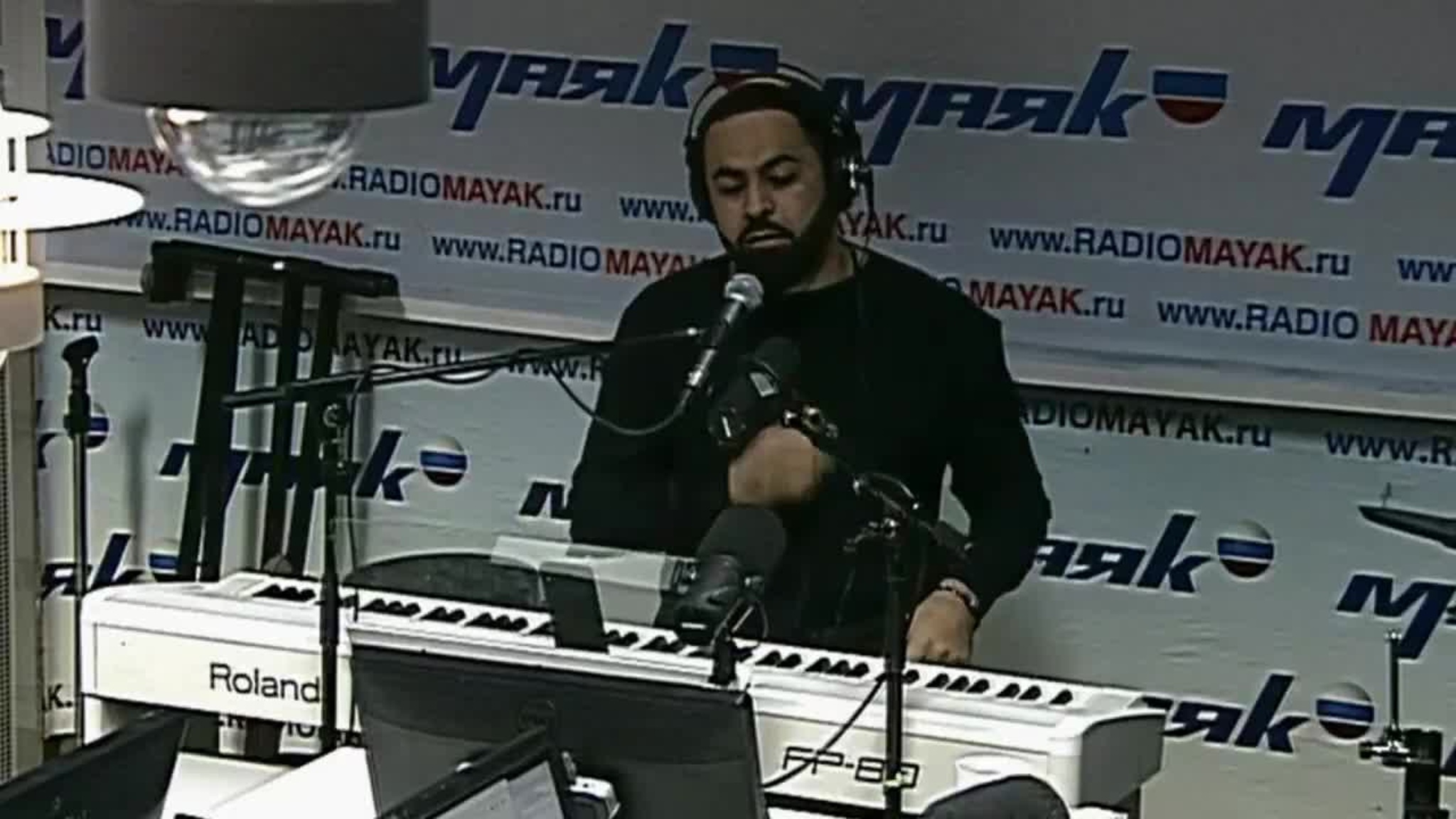 Живой концерт Севака Ханагяна
