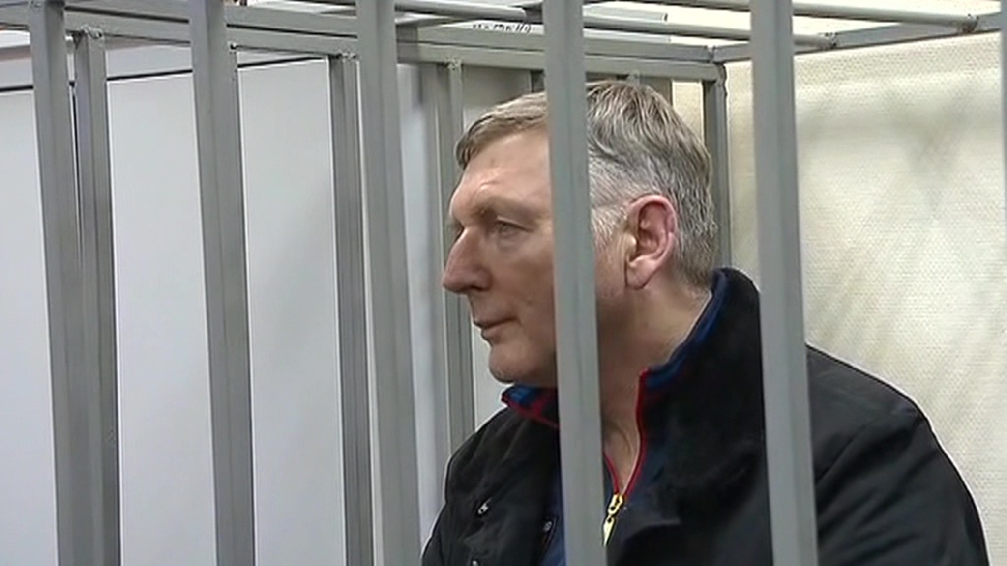 У таможенного генерала Кизлыка нашли золото, элитные часы и много валюты