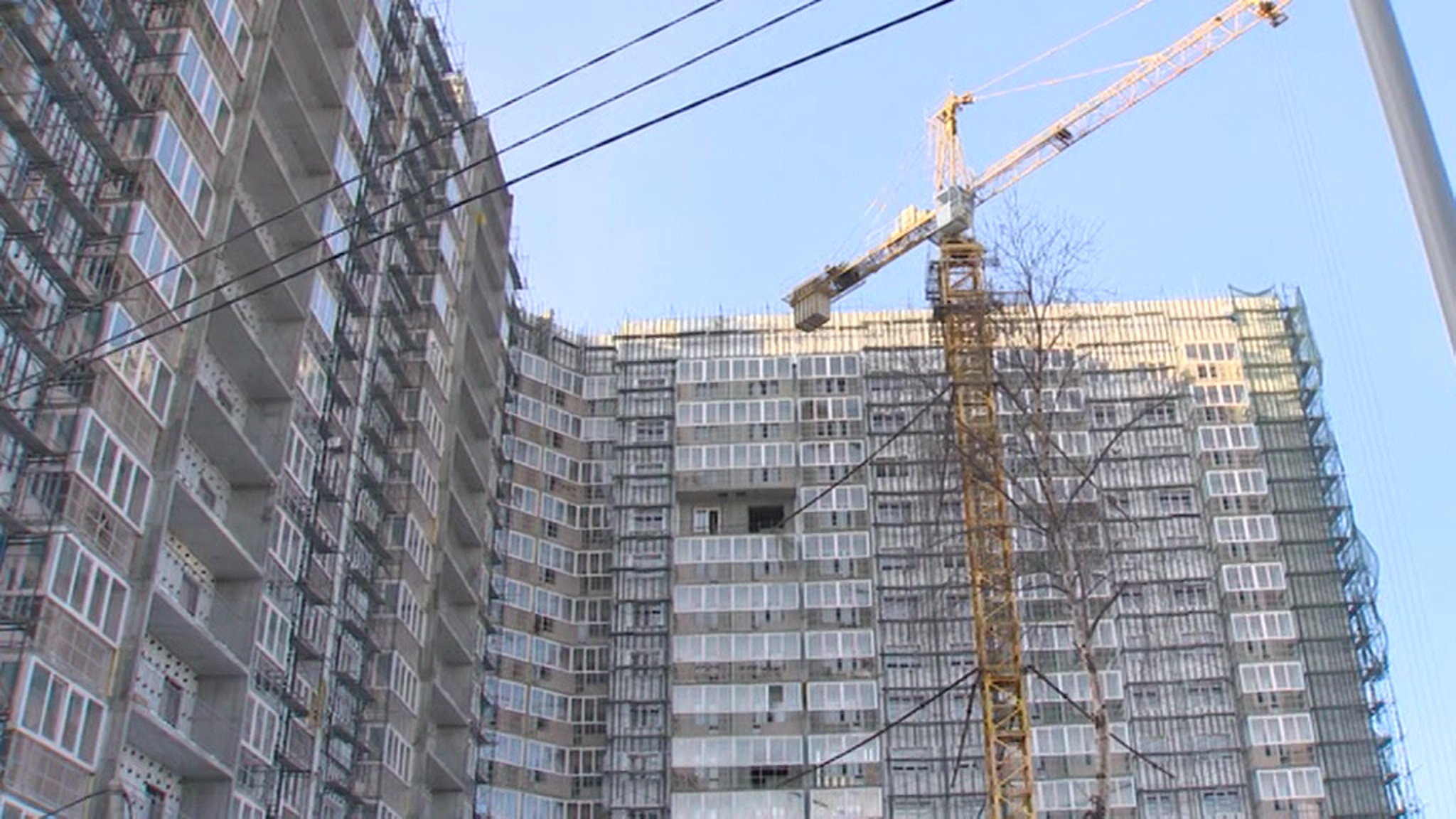 Заявки на получение дальневосточной ипотеки подали 700 молодых семей Сахалина и Курил