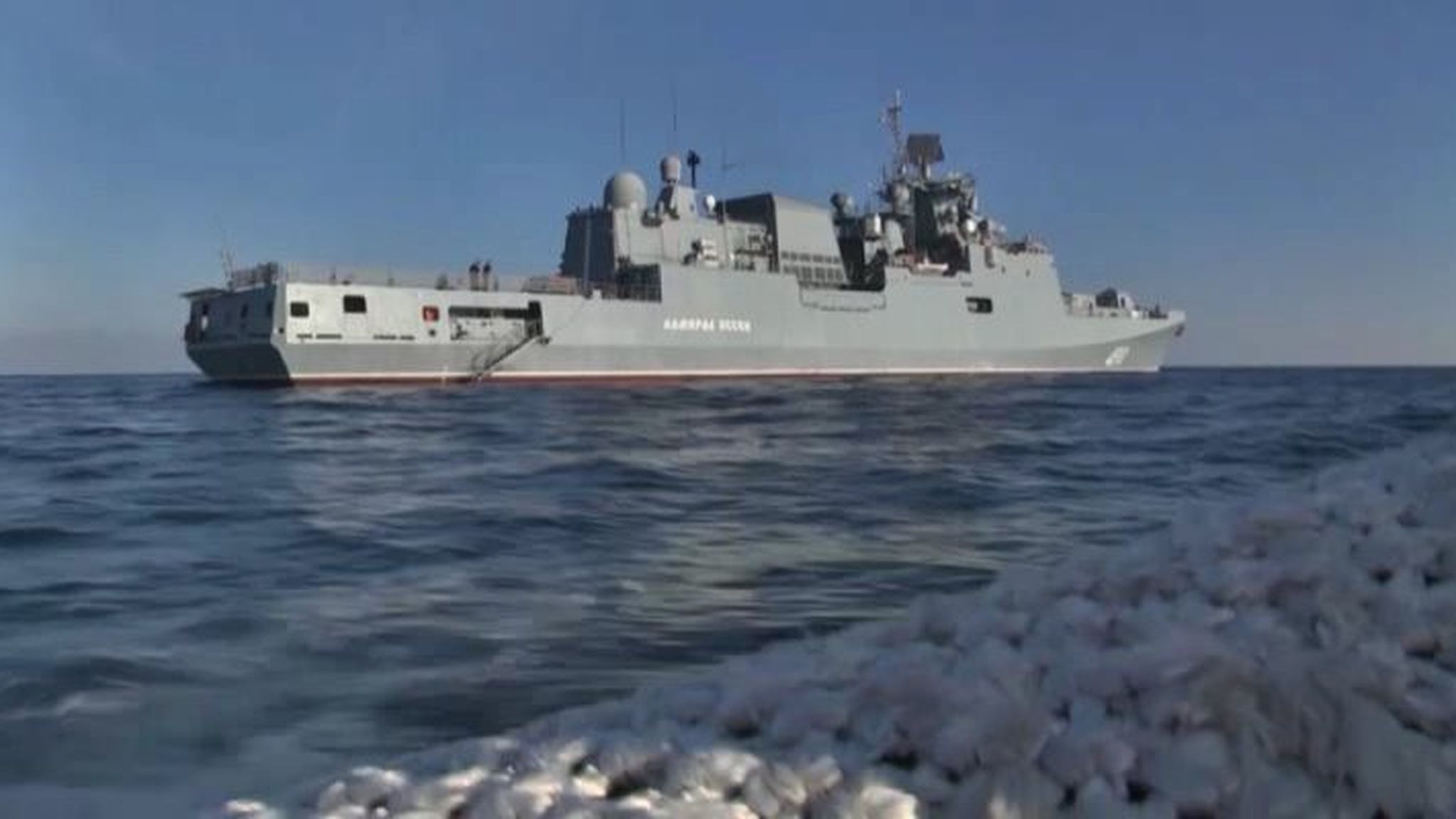 Корабли ВМФ РФ провели тренировку сил ПВО в Средиземном море