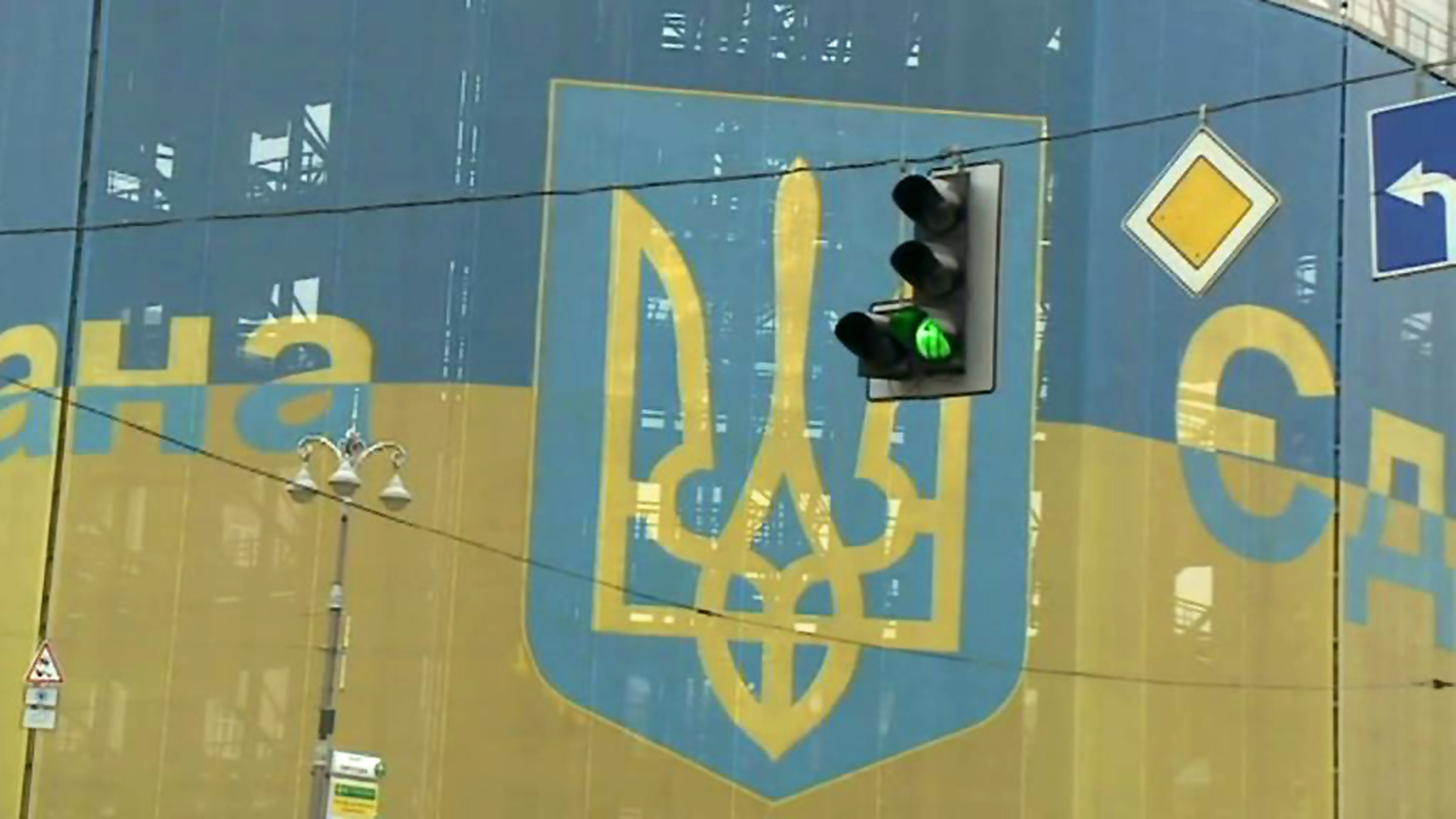Почему на Украине пытаются выдать за первую Конституцию письмо шведскому королю