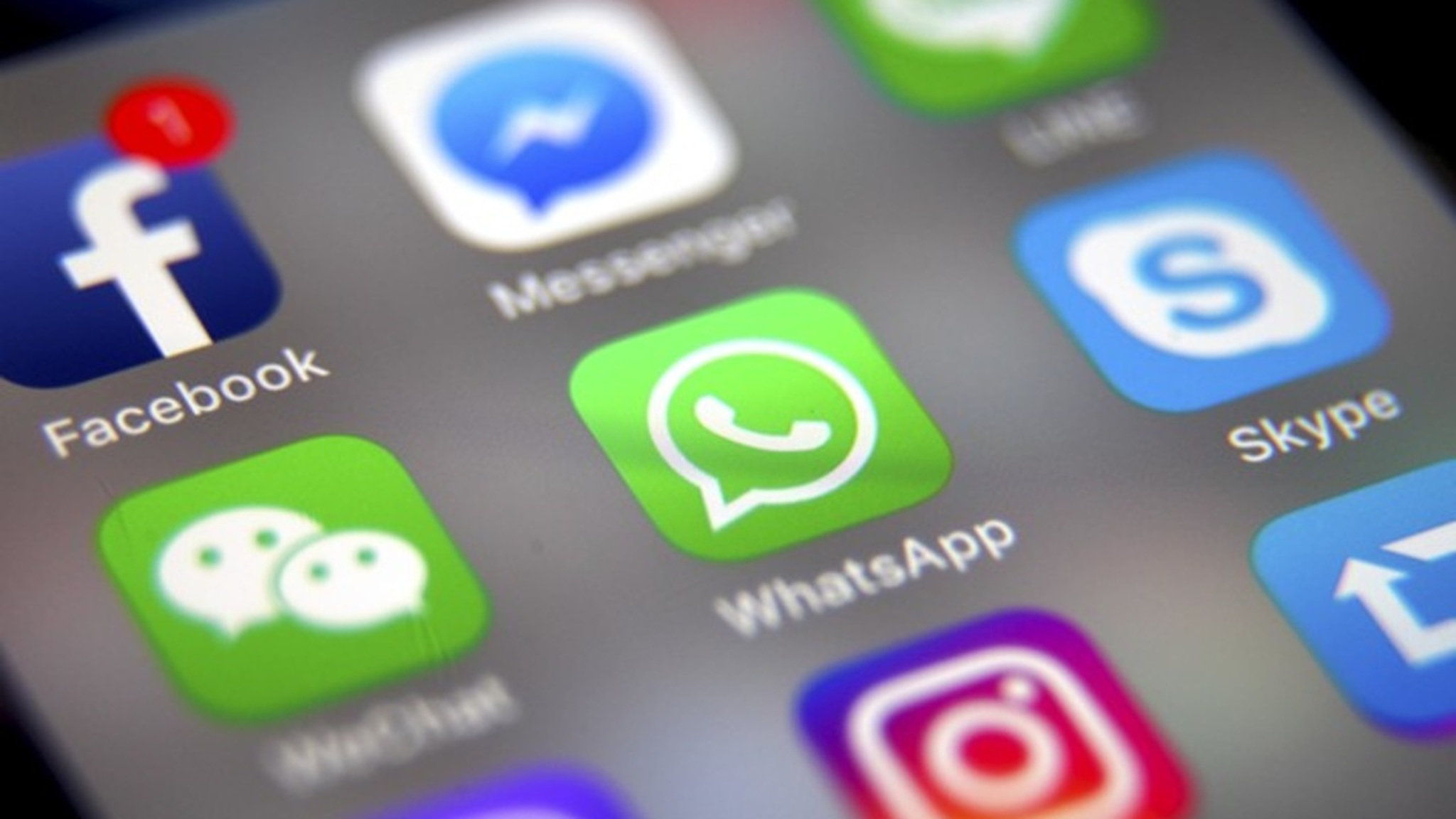 США против Facebook: компанию попробуют лишить WhatsApp и Instagram