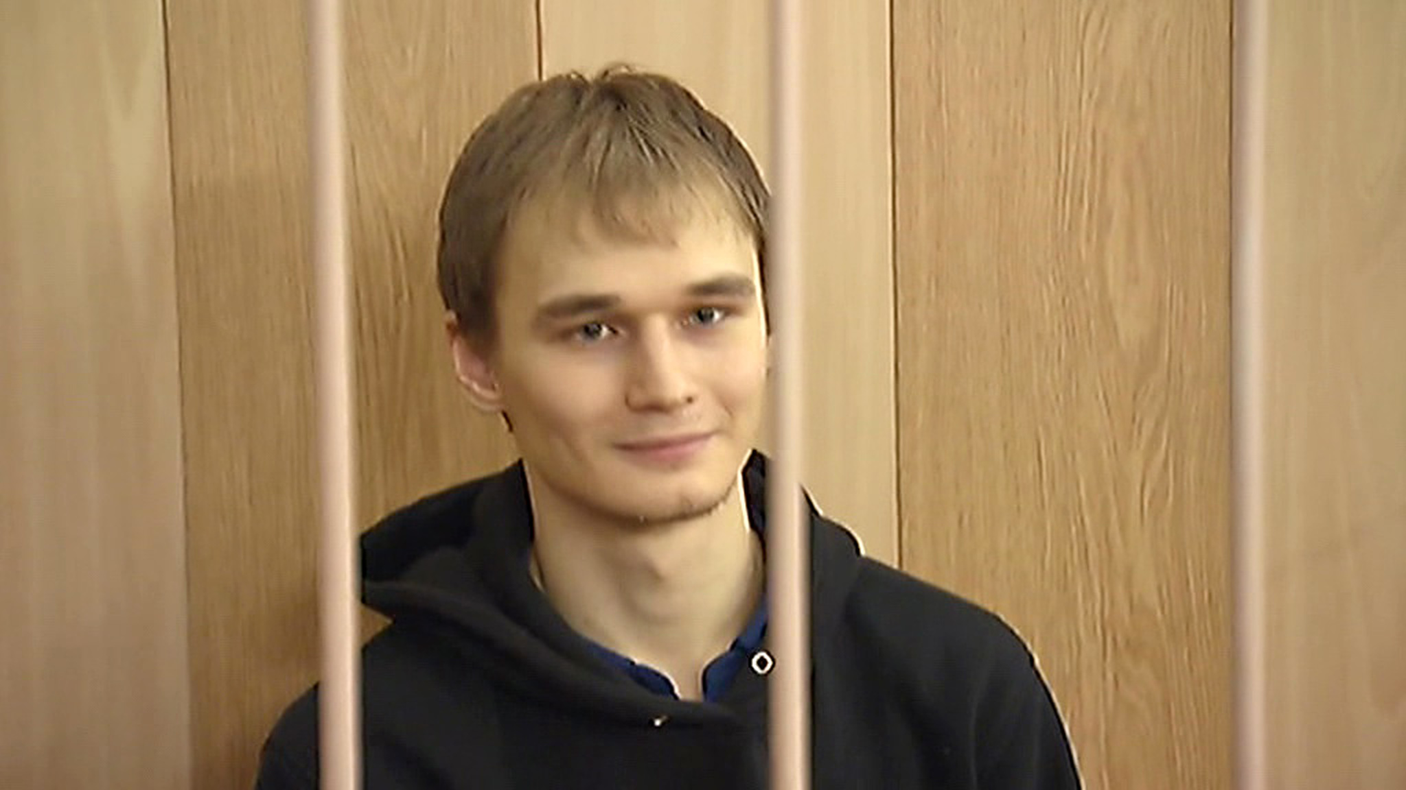 Суд приговорил аспиранта МГУ Мифтахова к 6 годам колонии