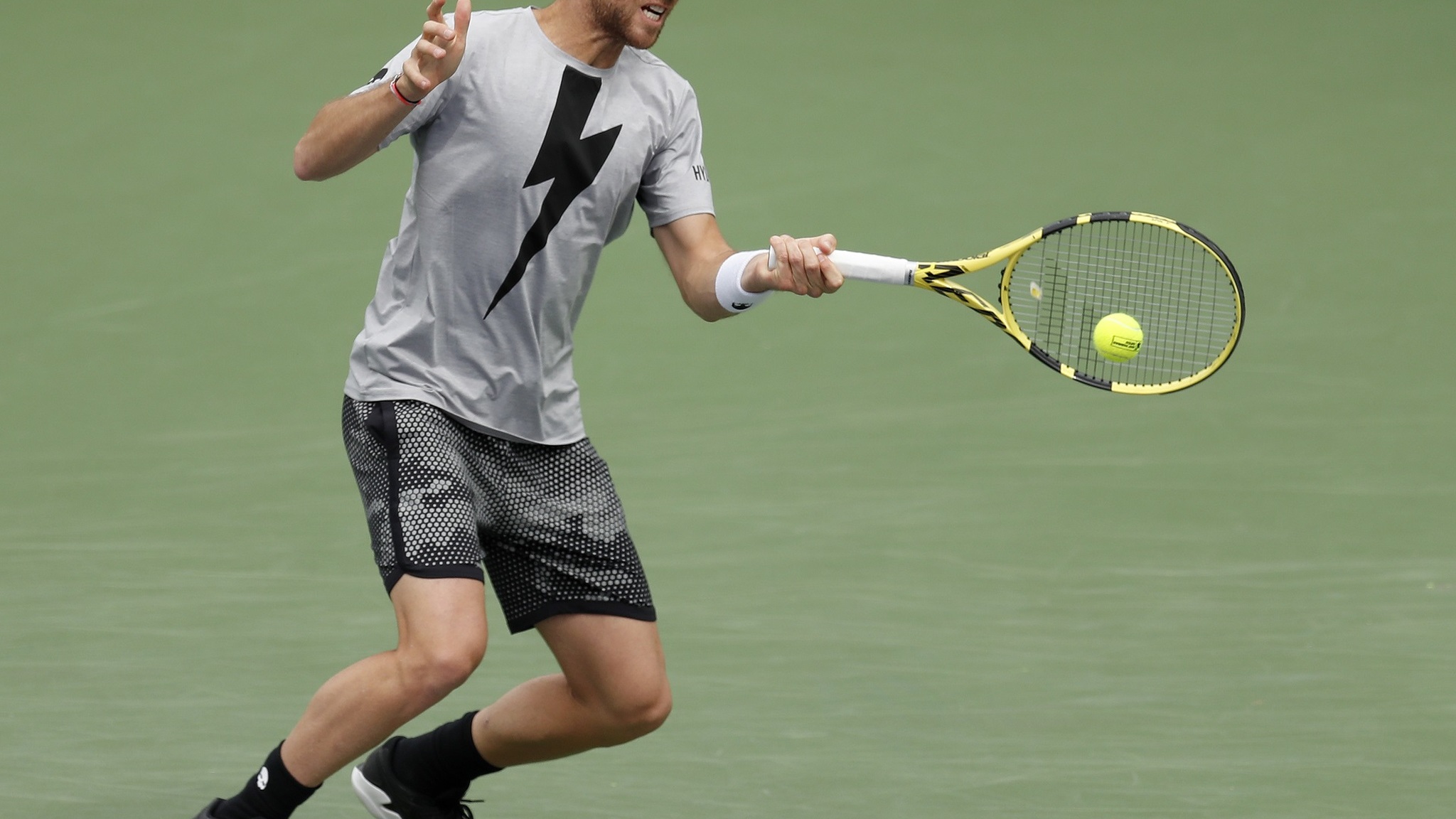Француз Маннарино исполнил суперудар на теннисном US Open