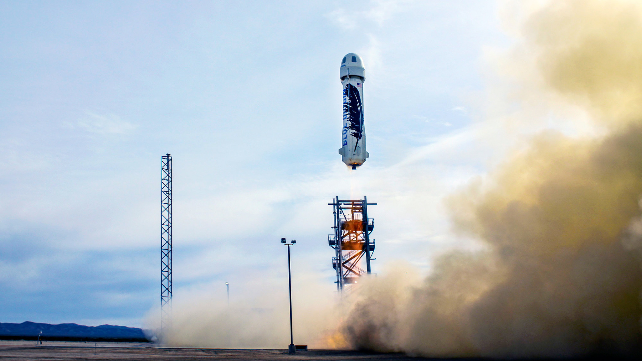 Корабль New Shepard компании Blue Origin начал второй пилотируемый полет