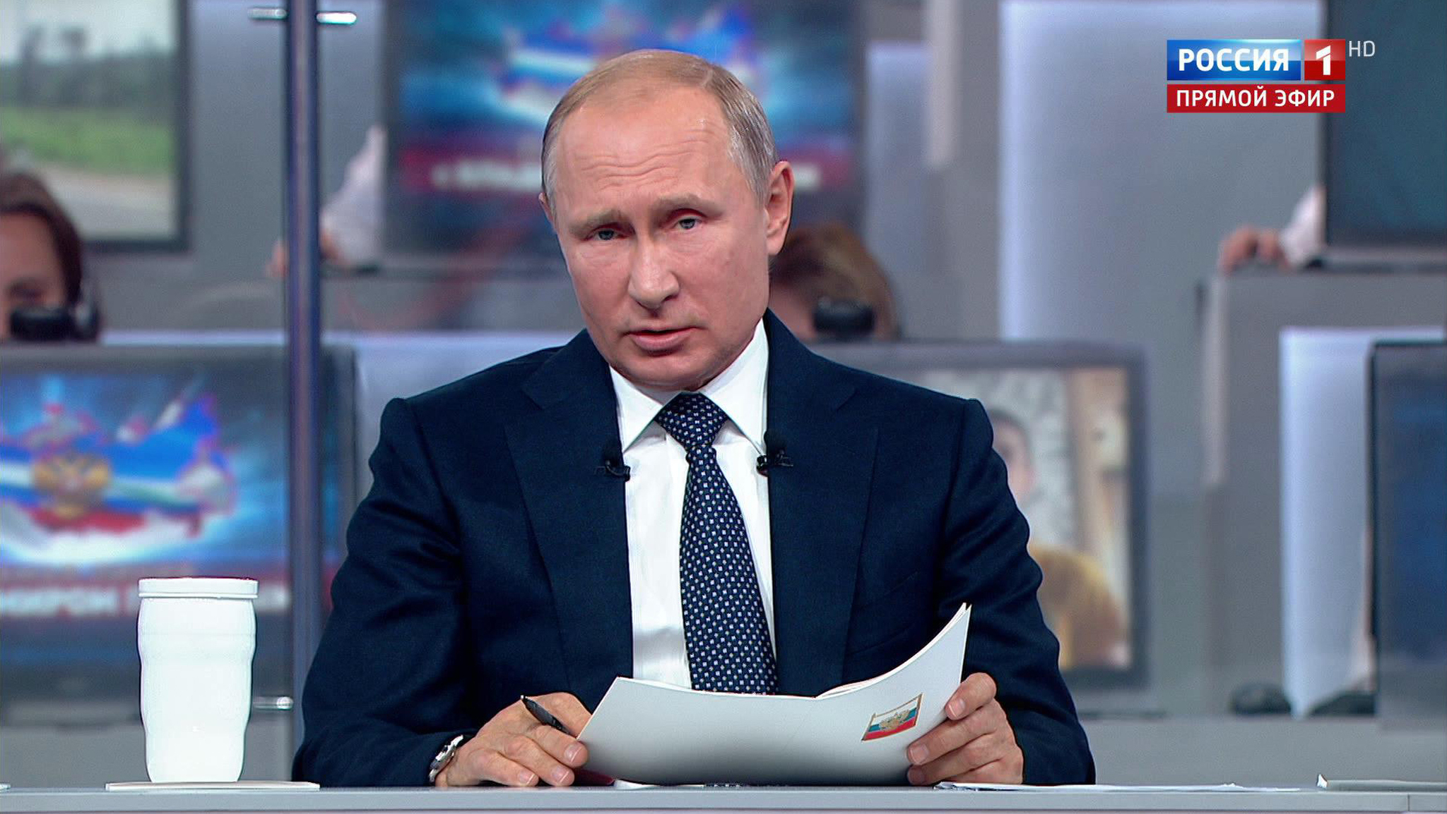 Putin’s Famous Q and A: Russia’s Economy Has Stabilized, Improvements Are ‘Round the Corner
