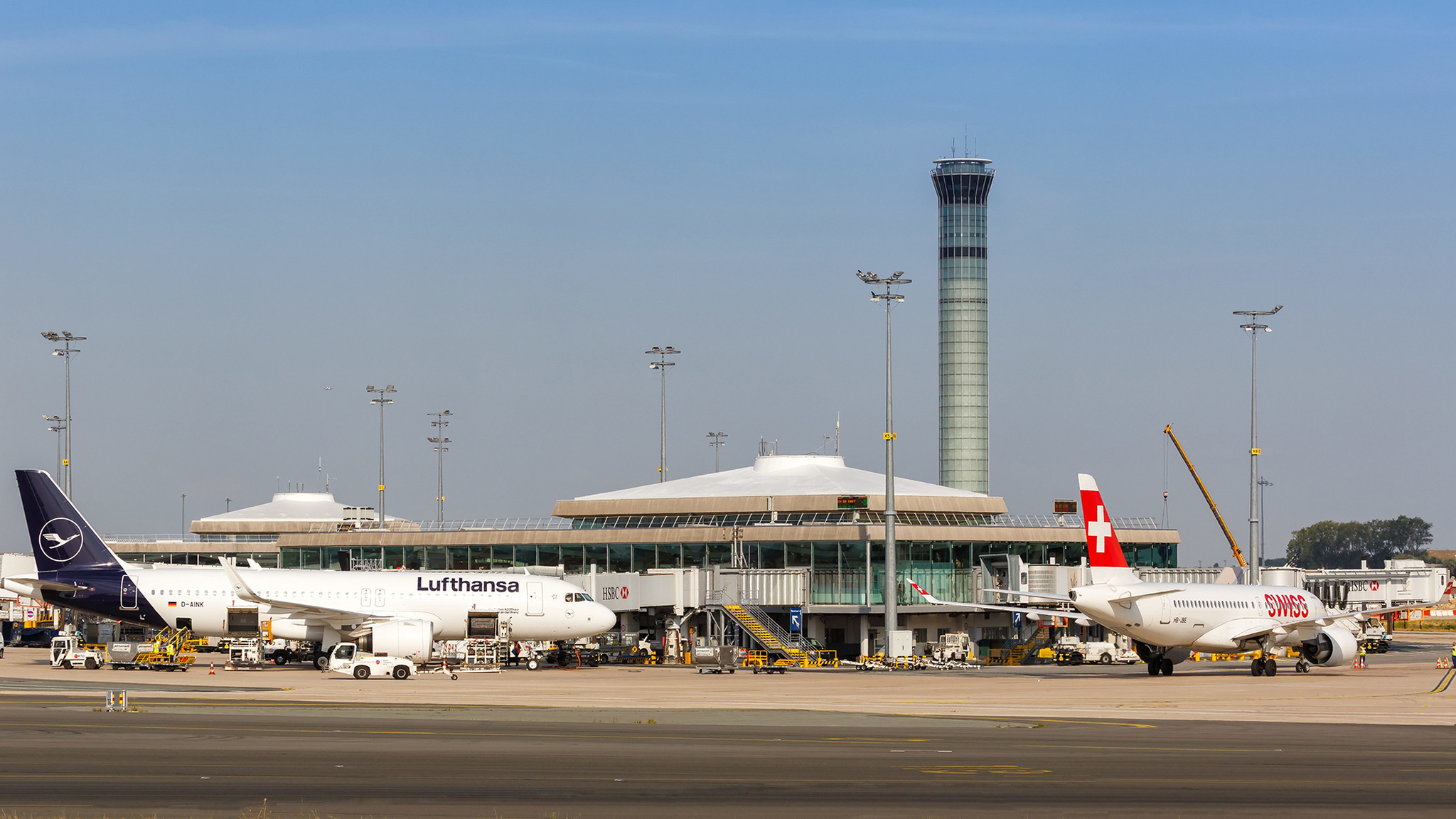 Air France в третий раз подряд отменил рейс из Парижа в Москву
