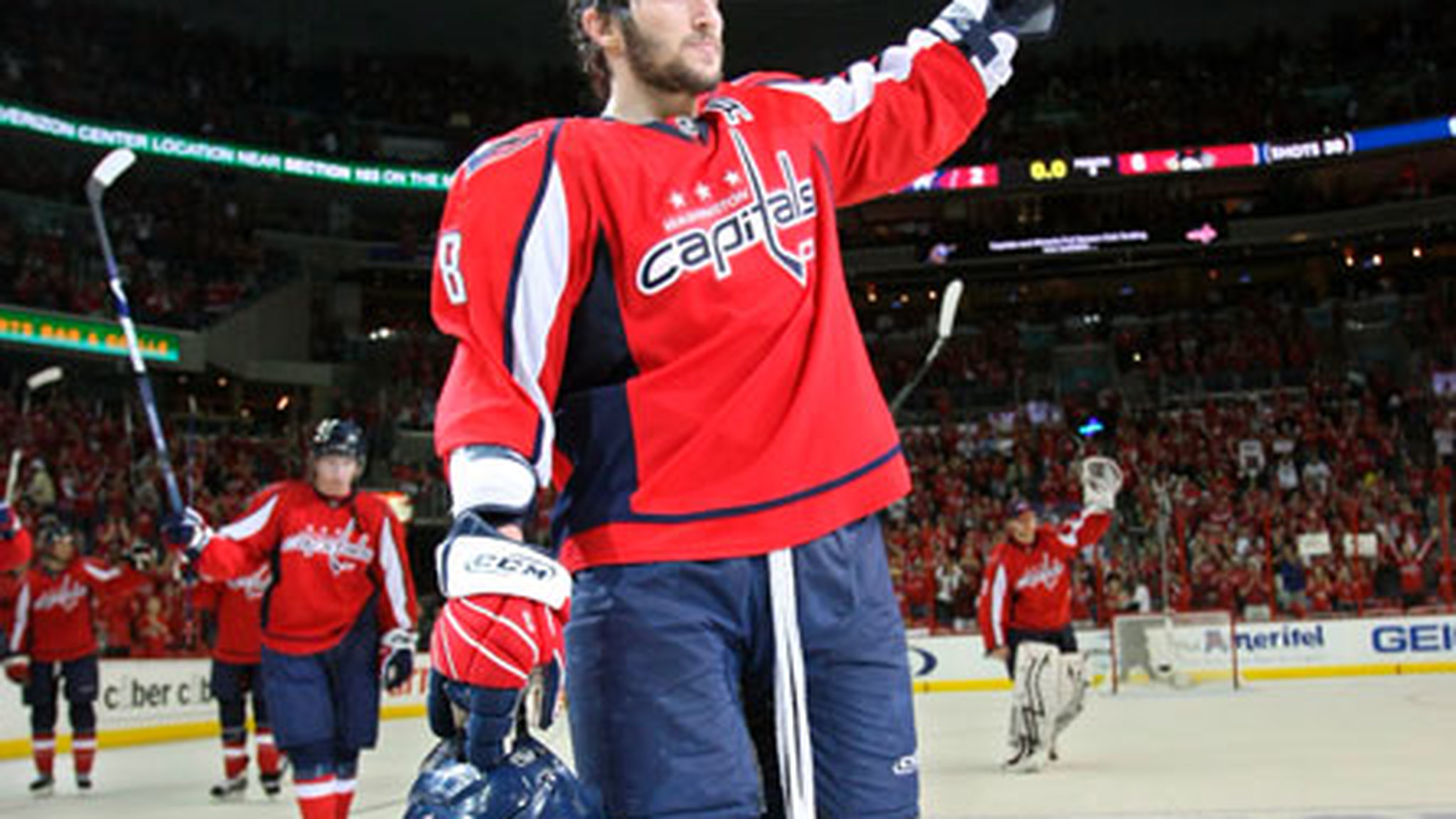 НХЛ. Овечкин и Бобровский в символической сборной