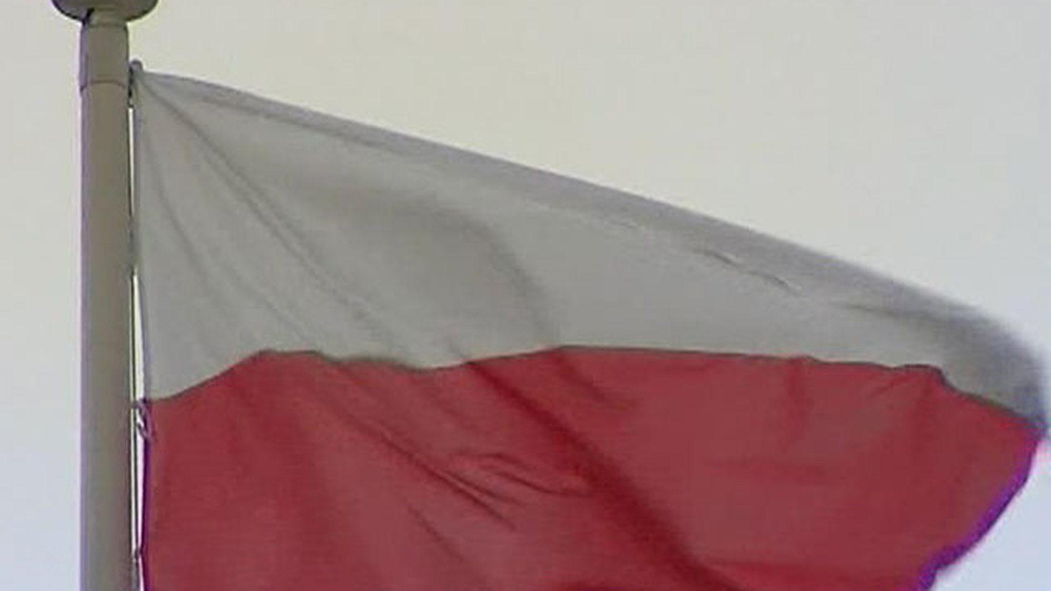 Траур в Польше превратился в политический спектакль