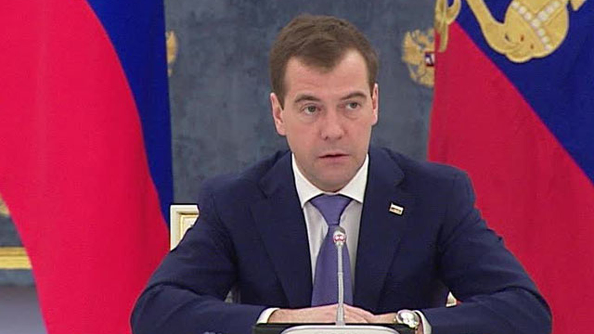 Дмитрий Медведев пожурил отечественный авиапром
