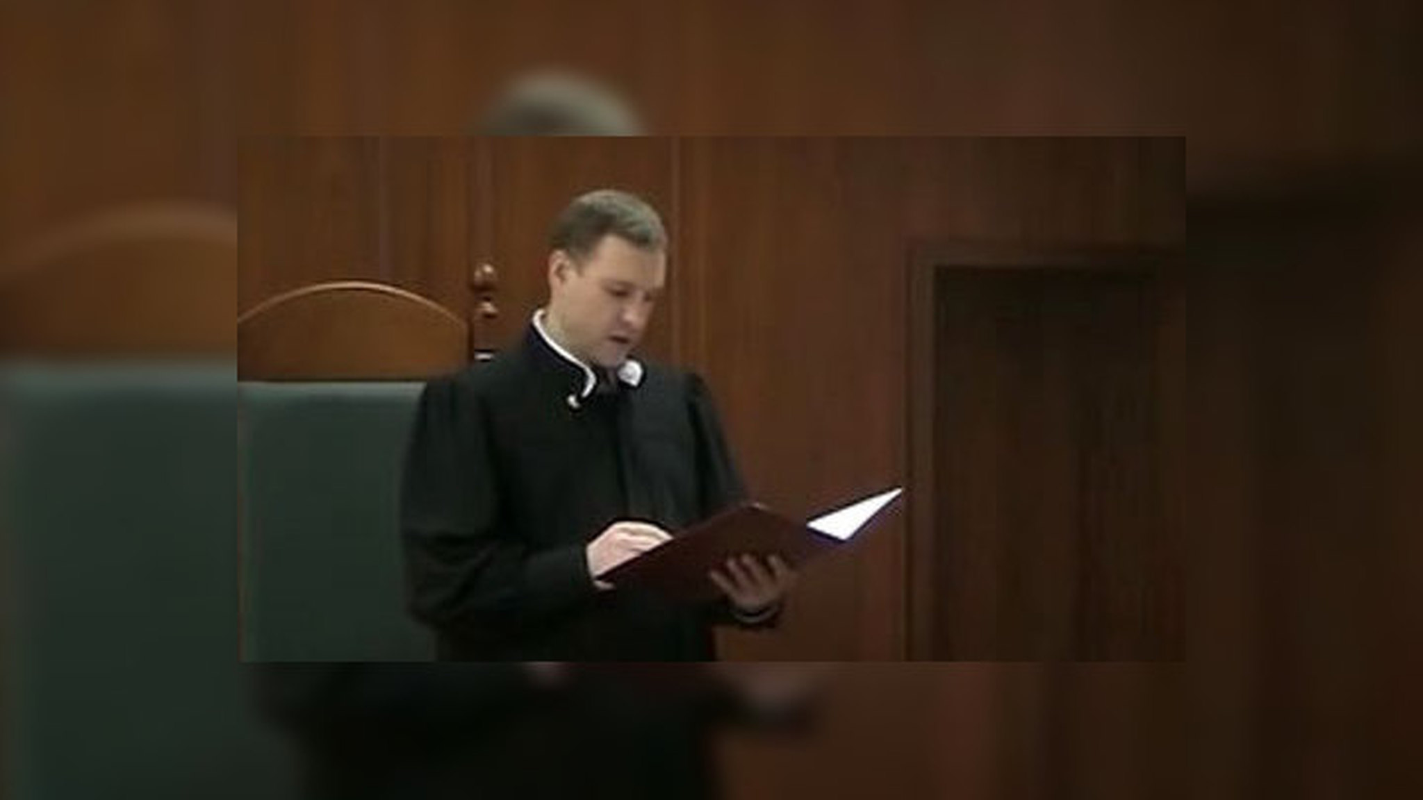 Служители Фемиды задумались о своей безопасности