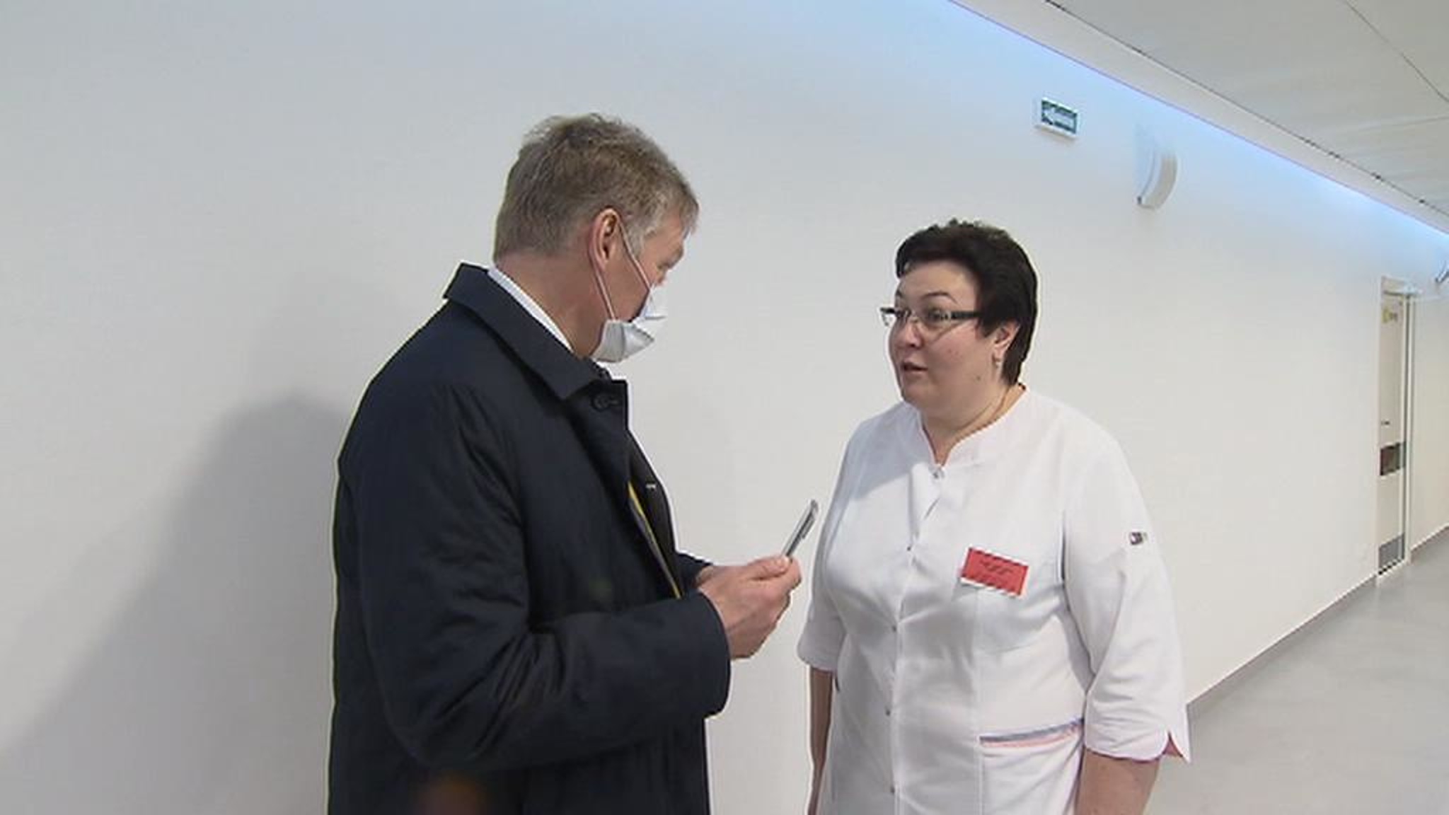 Врач сняла Путина на телефон по просьбе Пескова