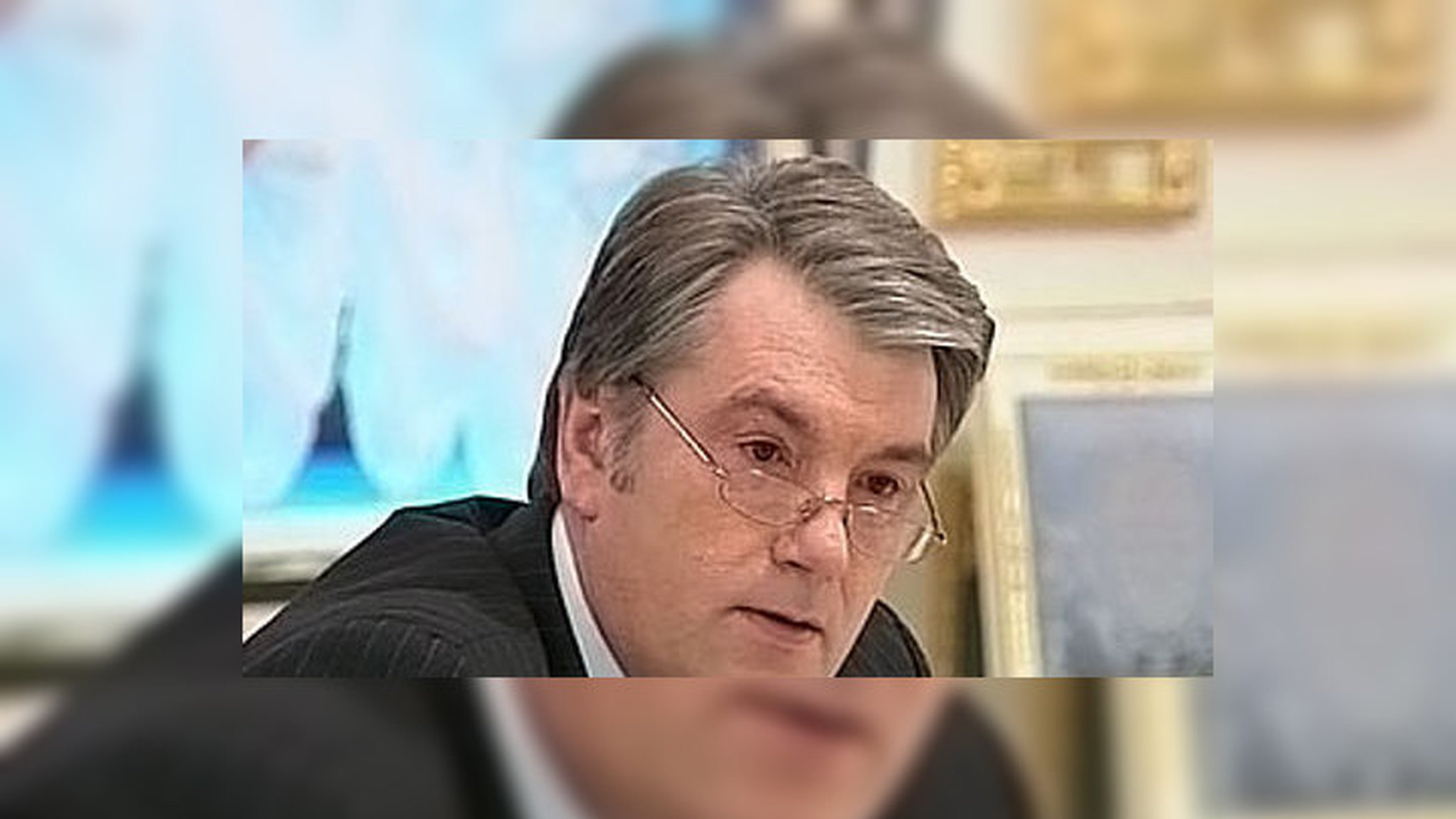 Ющенко напомнил избирателям про уголовное дело Тимошенко