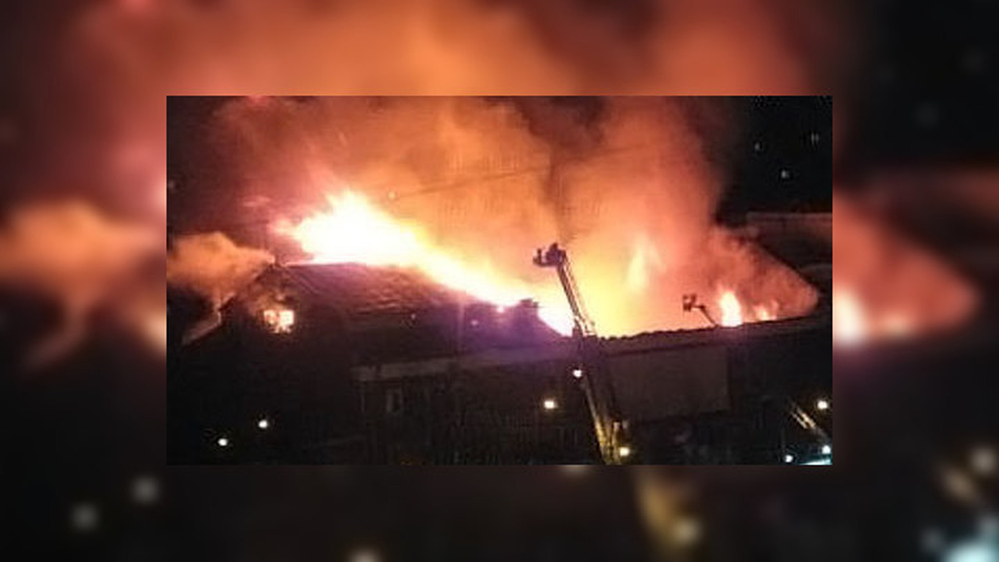 "Опера" уже полыхала в "Дягилеве"