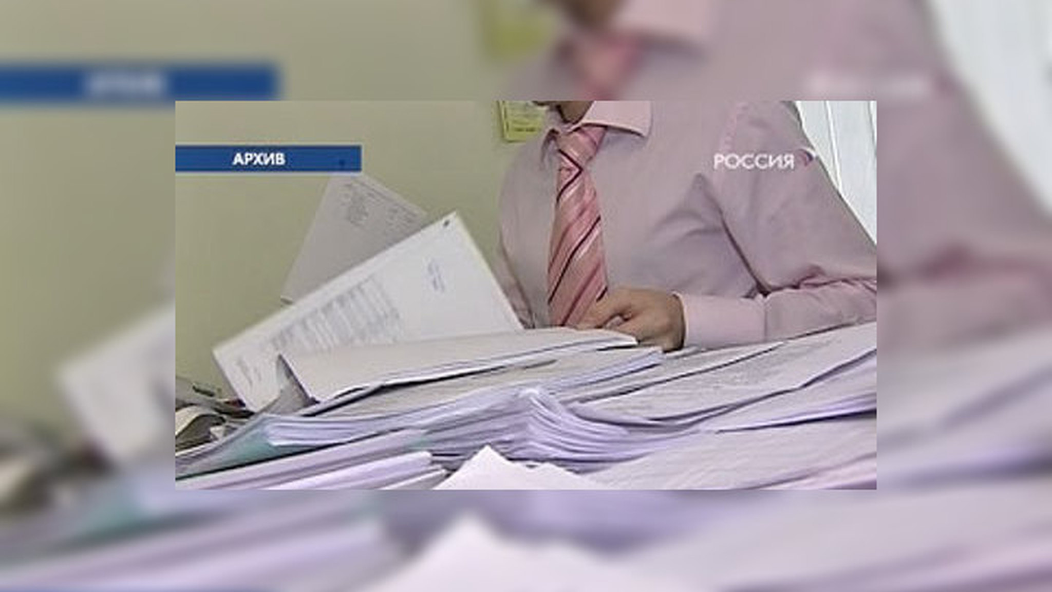 На Новый год чиновники попросили у государства "Кадиллак" и африканских барабанщиков