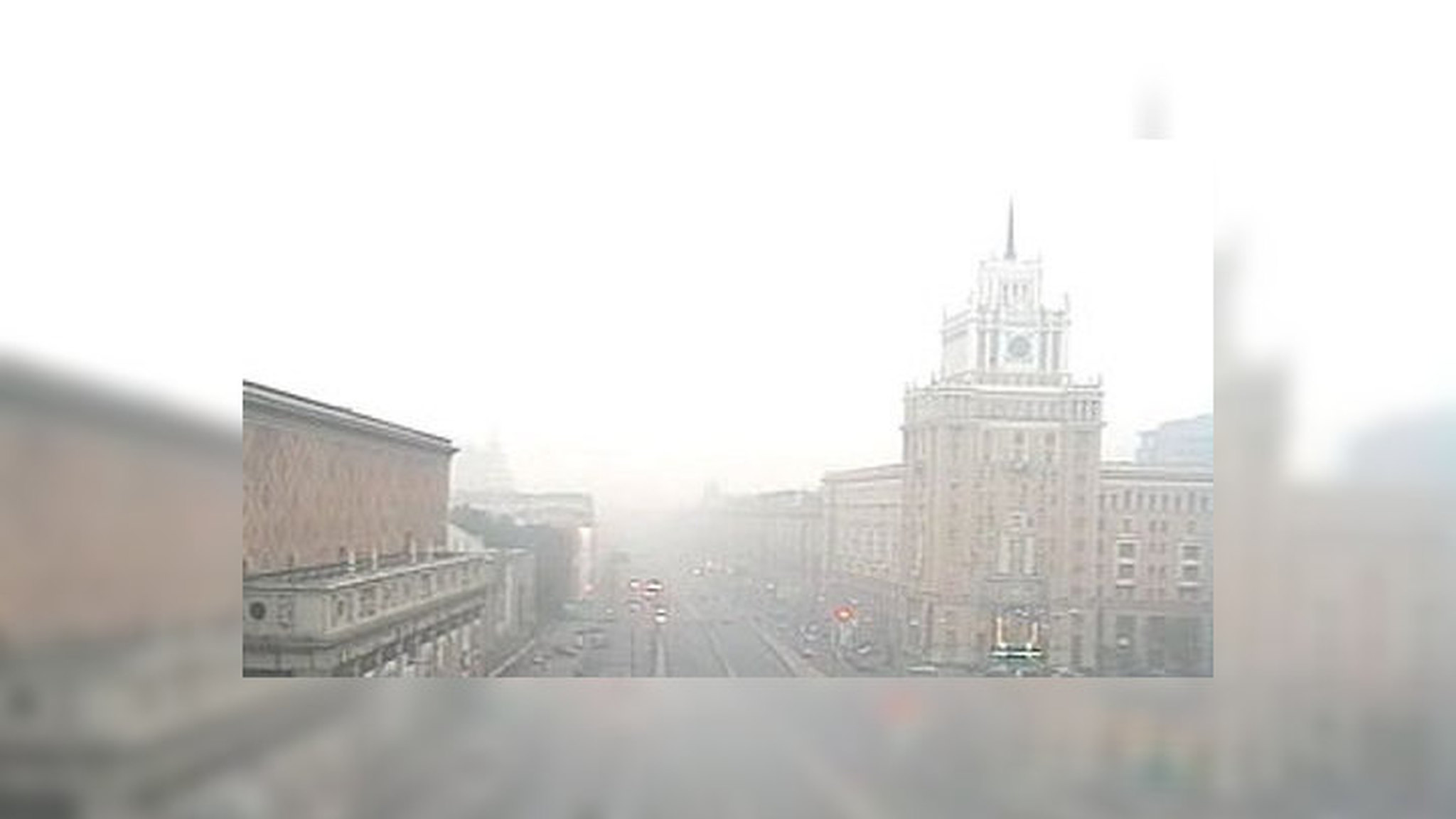 Ураганы и ливни сменят смог и жару