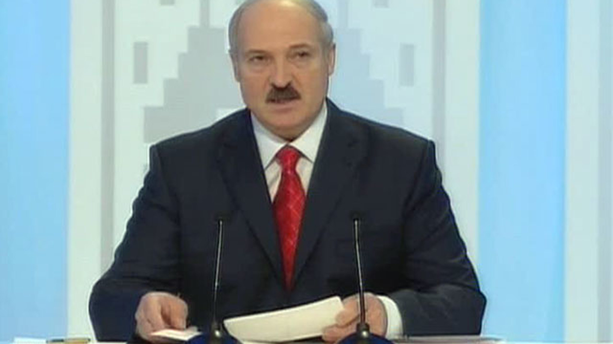 Евросоюз подтолкнул Лукашенко к России