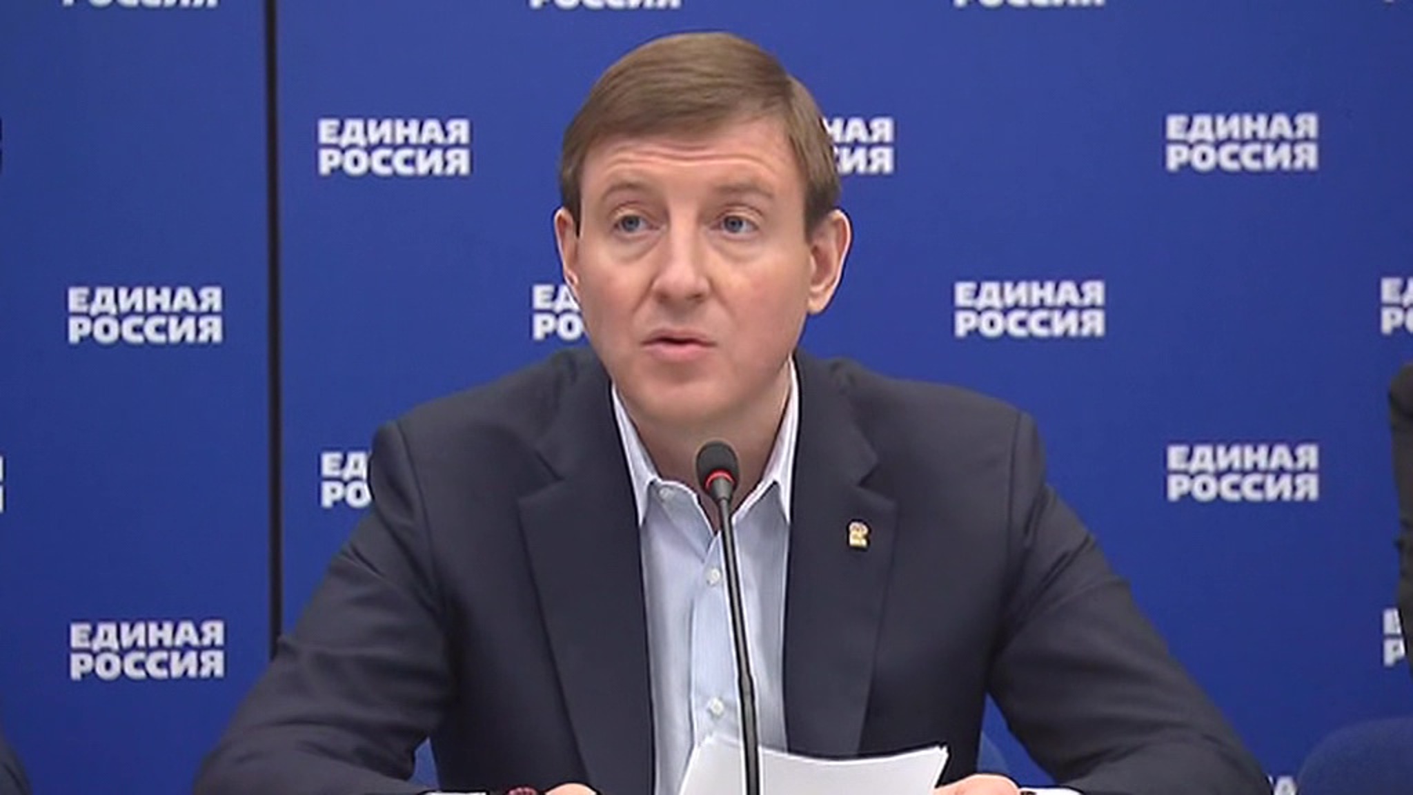 Россияне запустили флешмоб в поддержку врачей