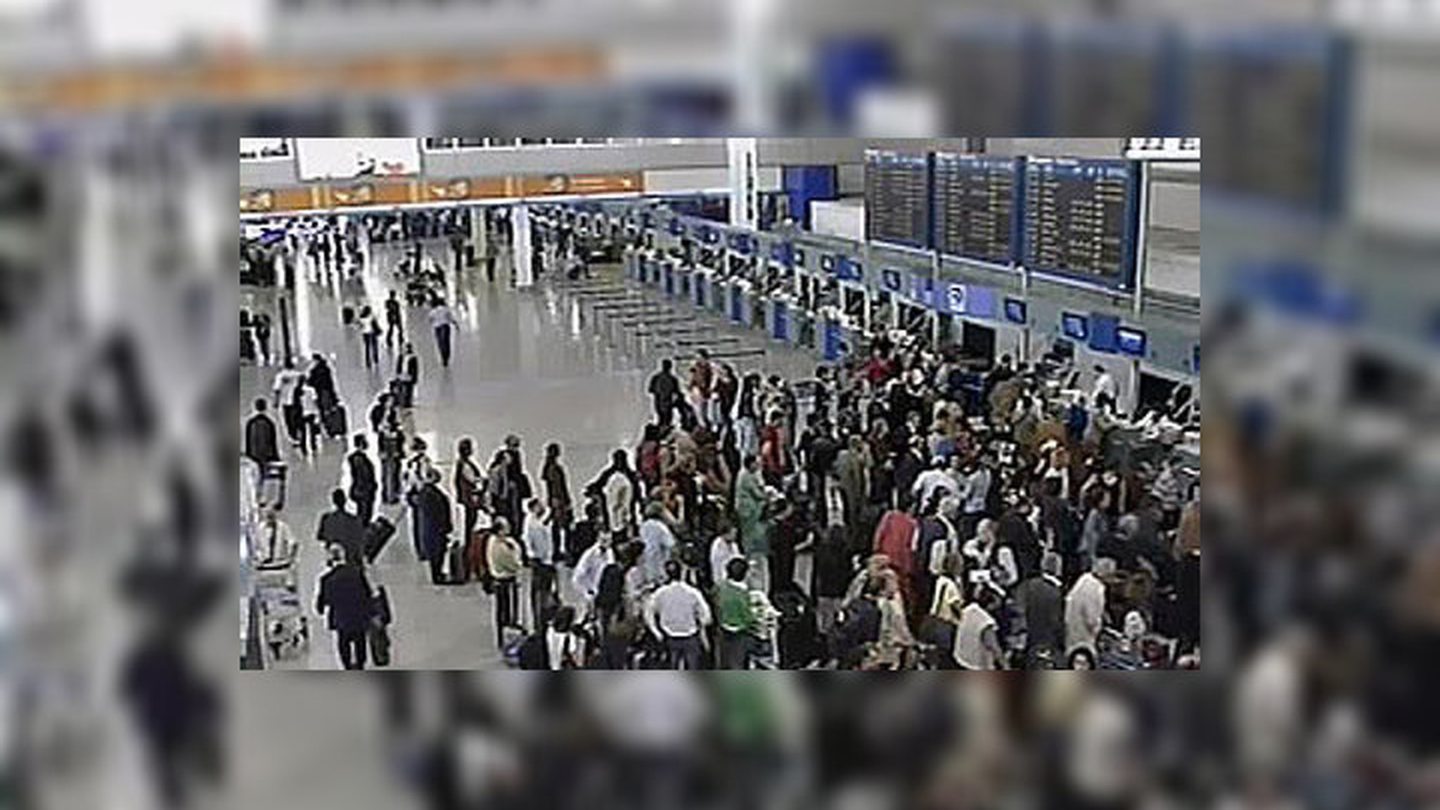 Забастовка авиадиспетчеров отрезала Грецию от внешнего мира