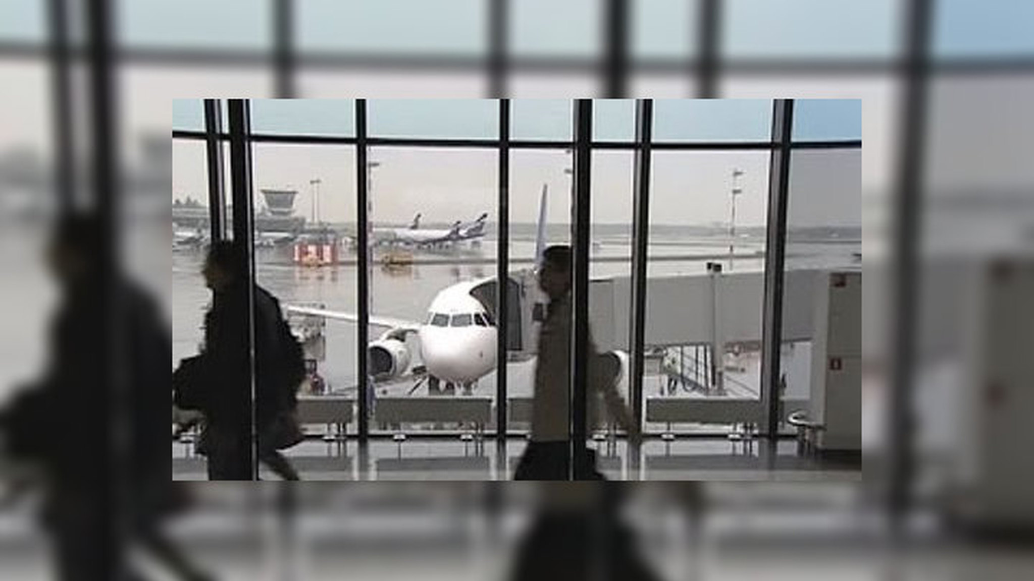 Авиакомпании не собираются менять рейсы из-за проблем на Ленинградке