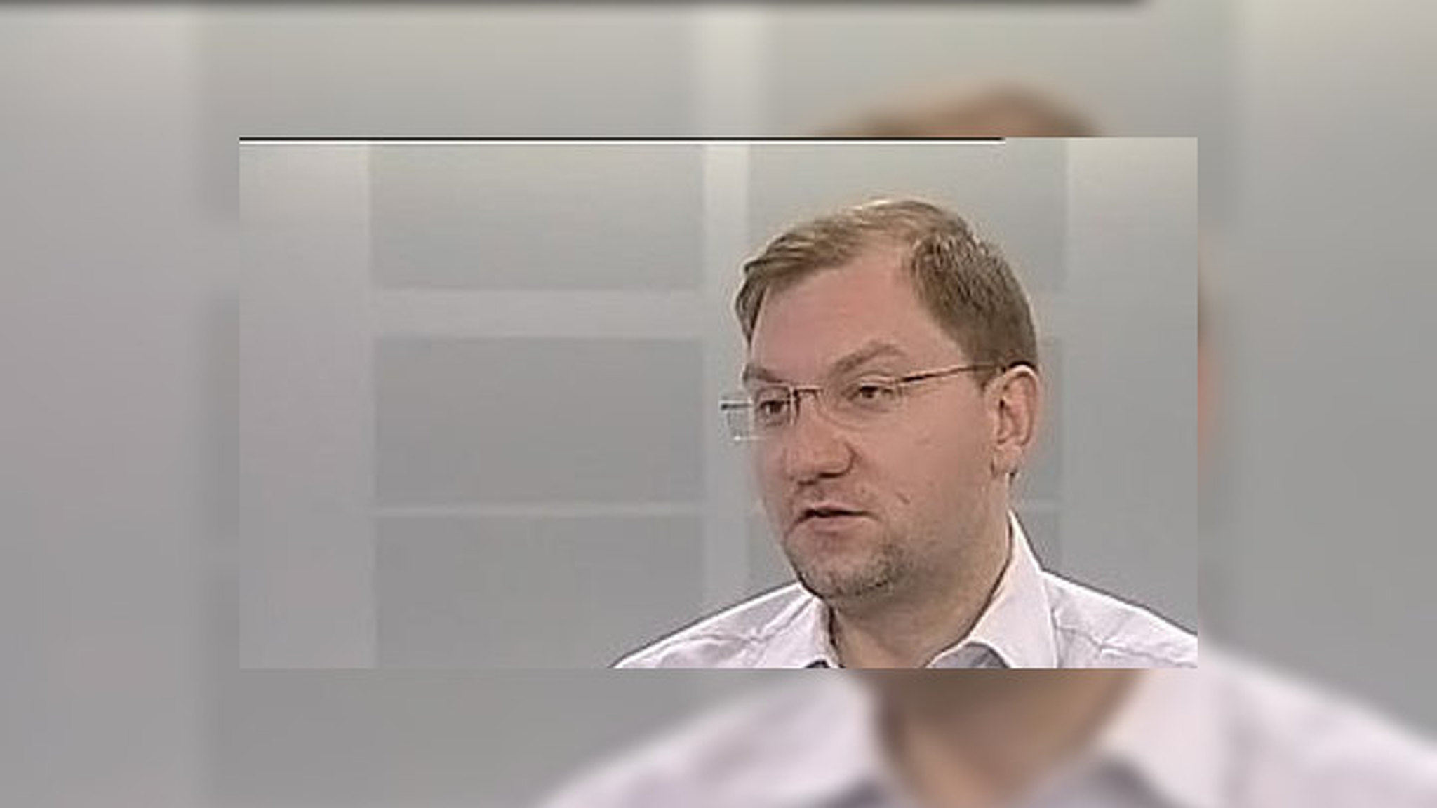Руслан Пухов: главный козырь Каддафи – не сдаваться