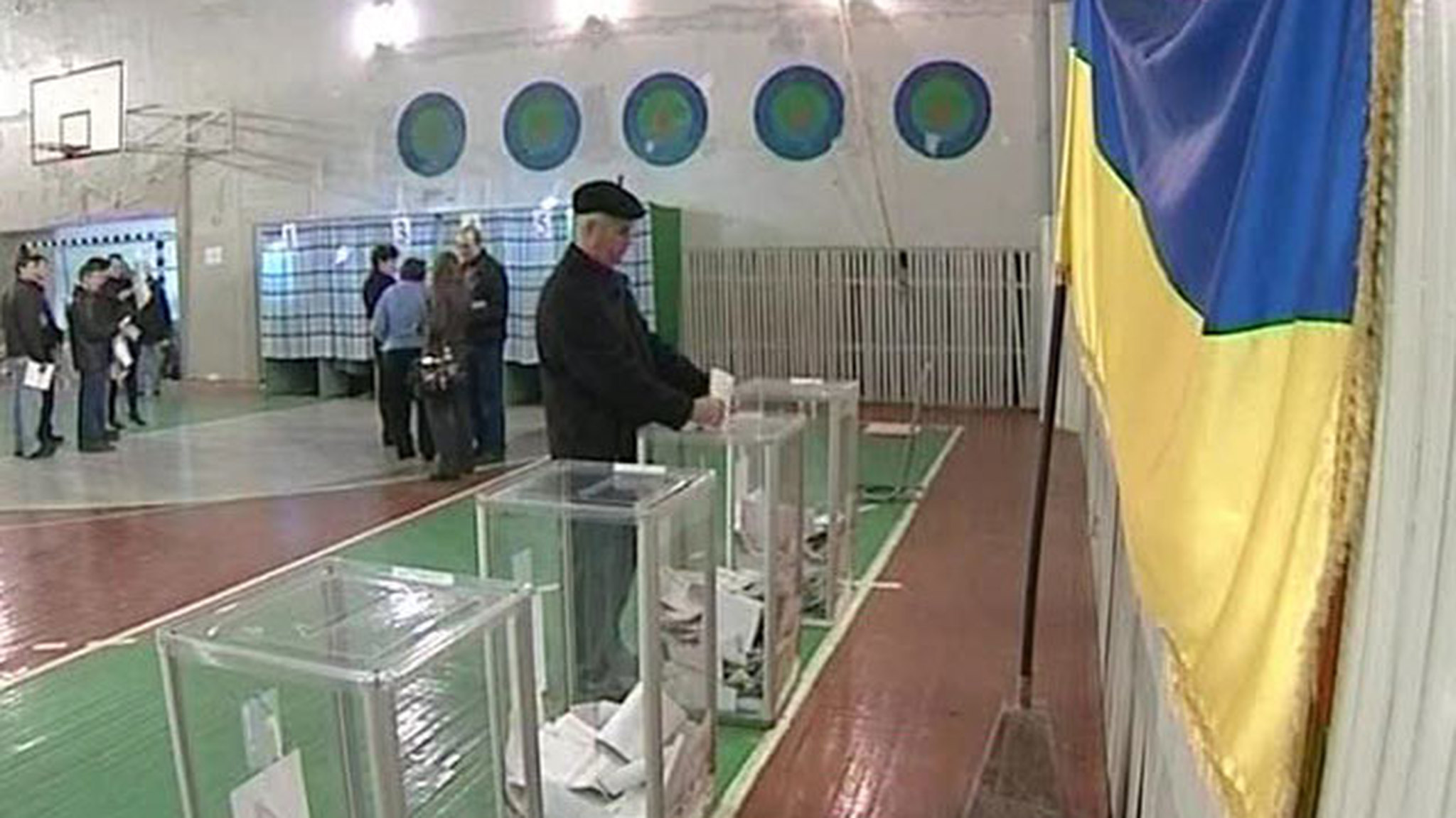 Политический бомонд Украины попал в конституционную ловушку