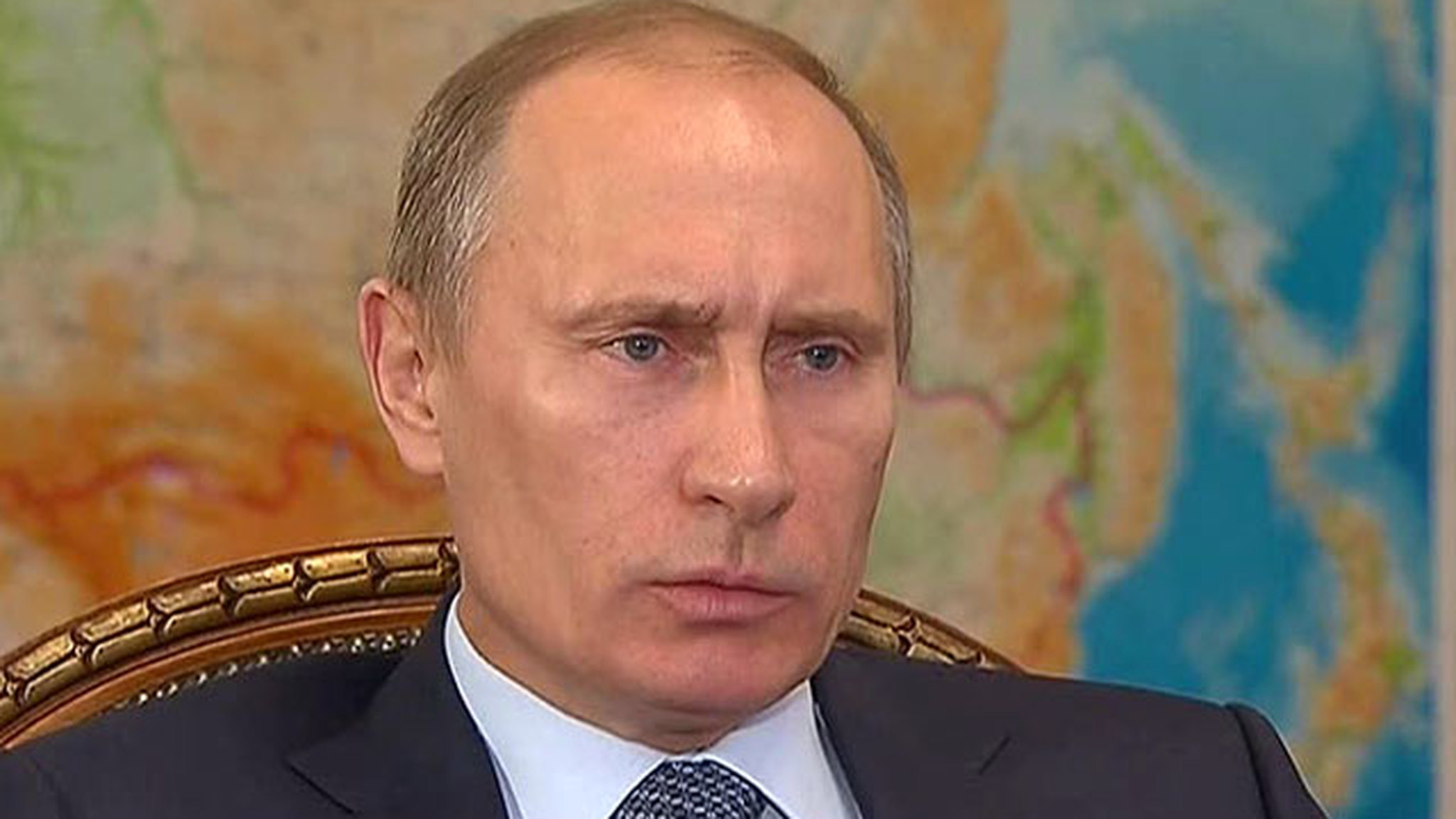 Путин потребовал найти пропавшую агротехнику