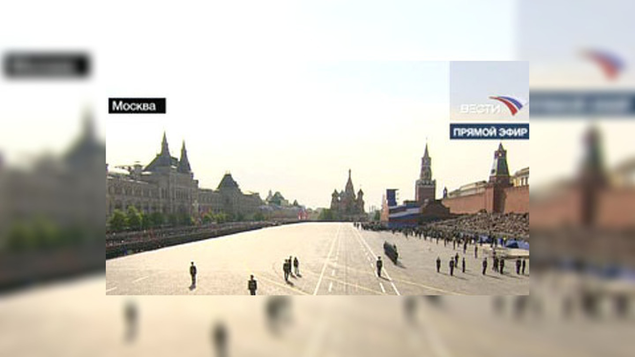 Народная тропа к Мавзолею не зарастает